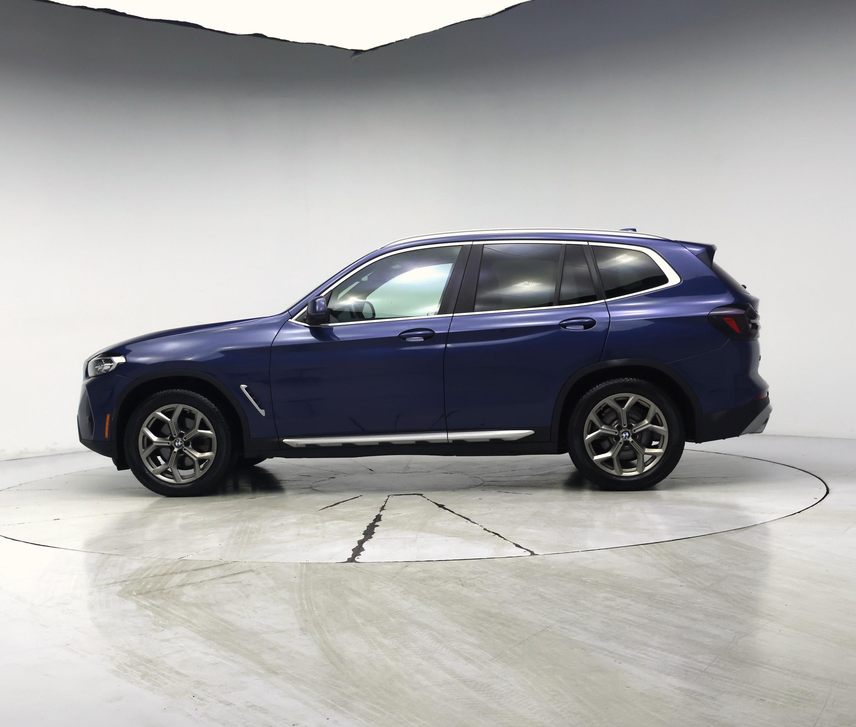 Thumbnail: 2022 BMW X3 - 3