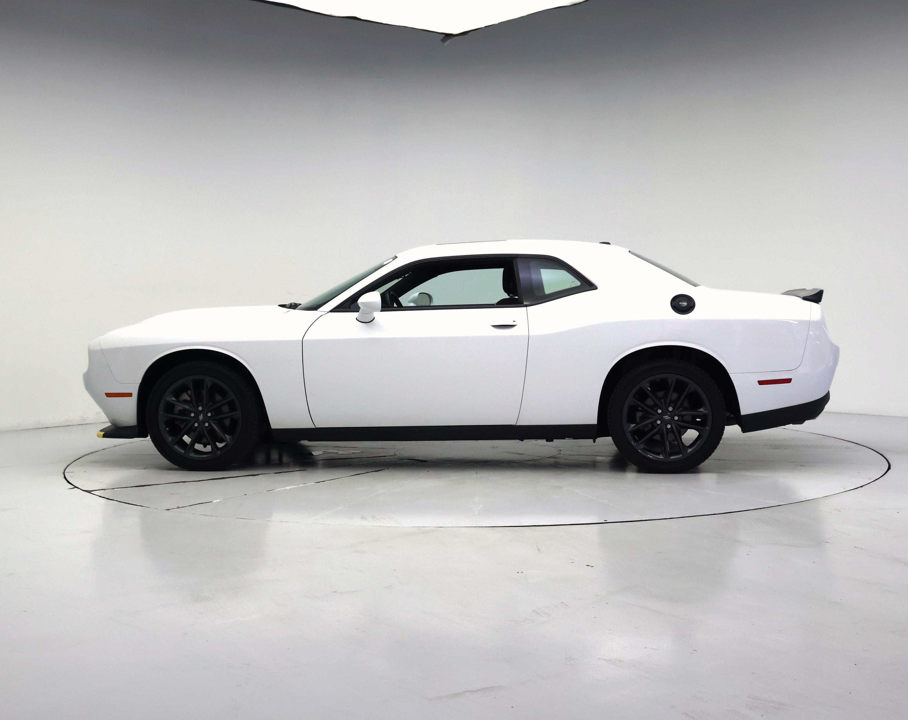 Thumbnail: 2022 Dodge Challenger - 3