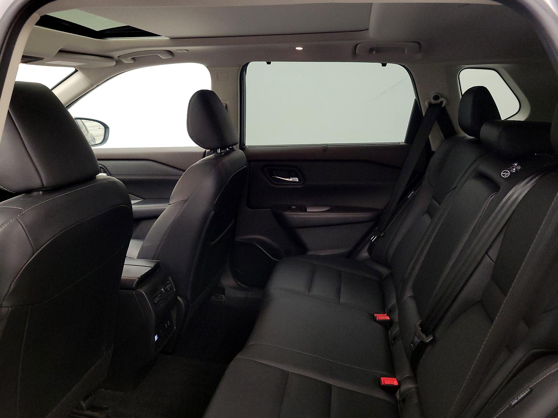 Thumbnail: 2023 Nissan Rogue - 20