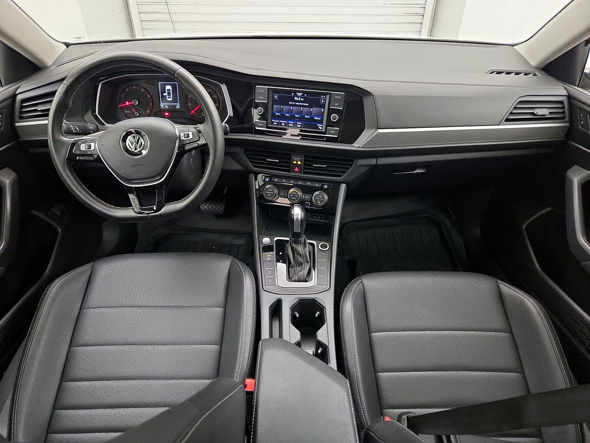 Thumbnail: 2021 Volkswagen Jetta - 9