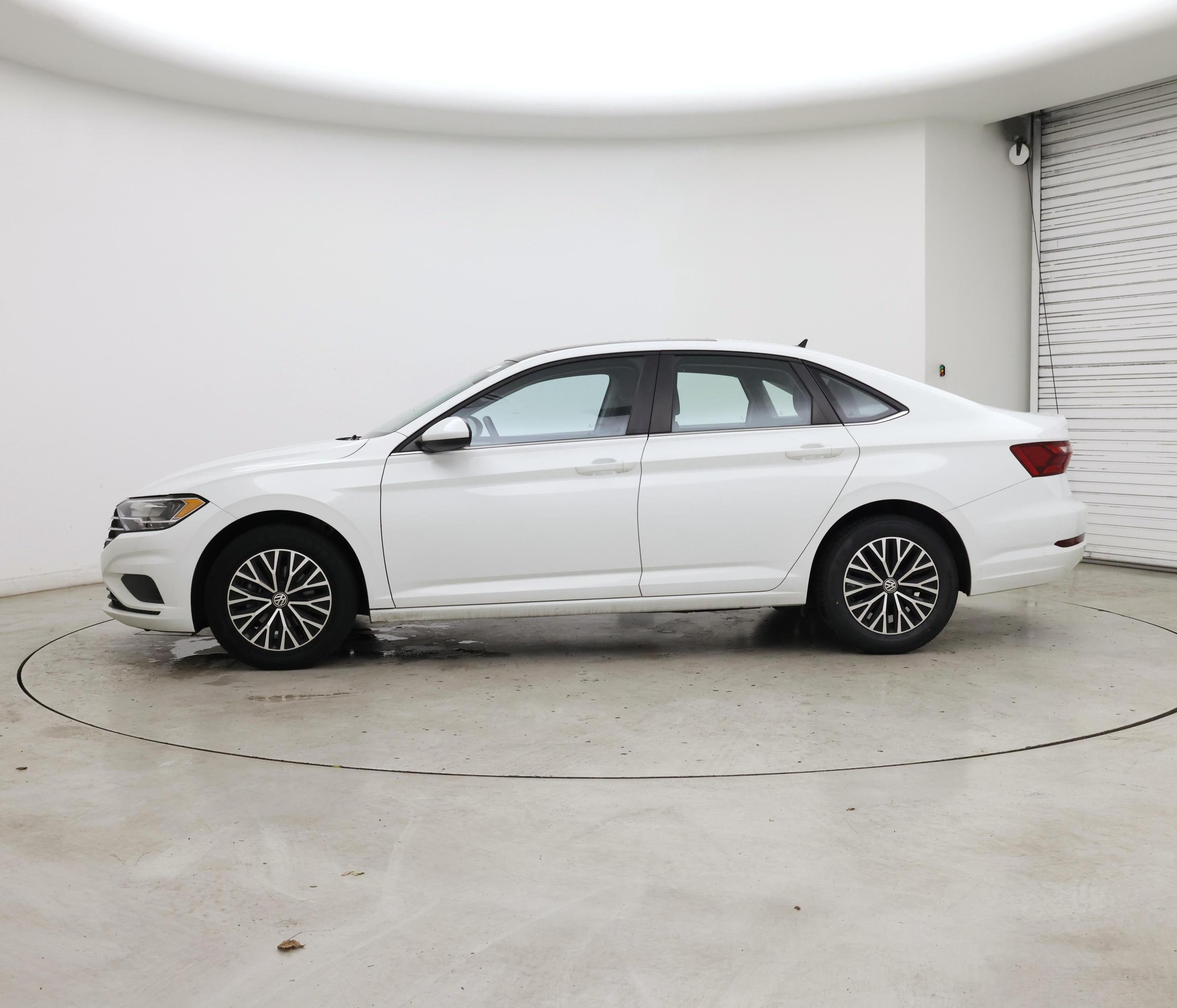 Thumbnail: 2021 Volkswagen Jetta - 3