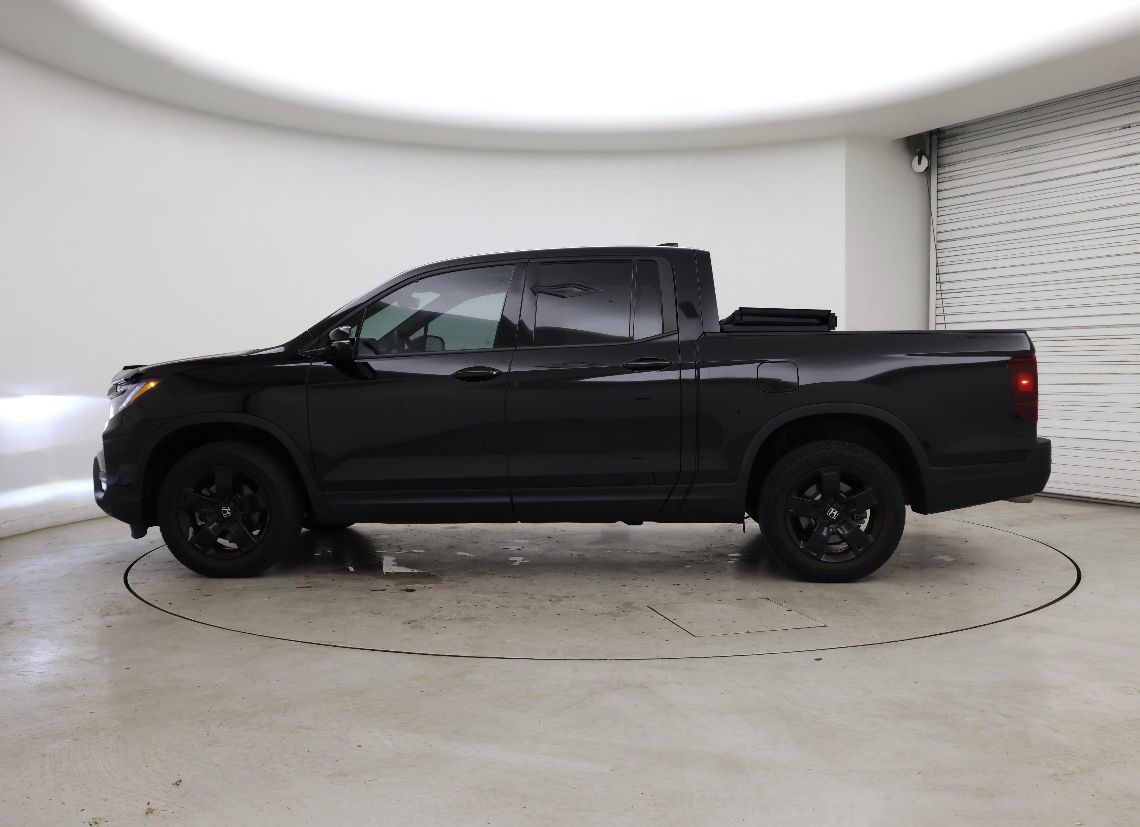 Thumbnail: 2025 Honda Ridgeline - 3