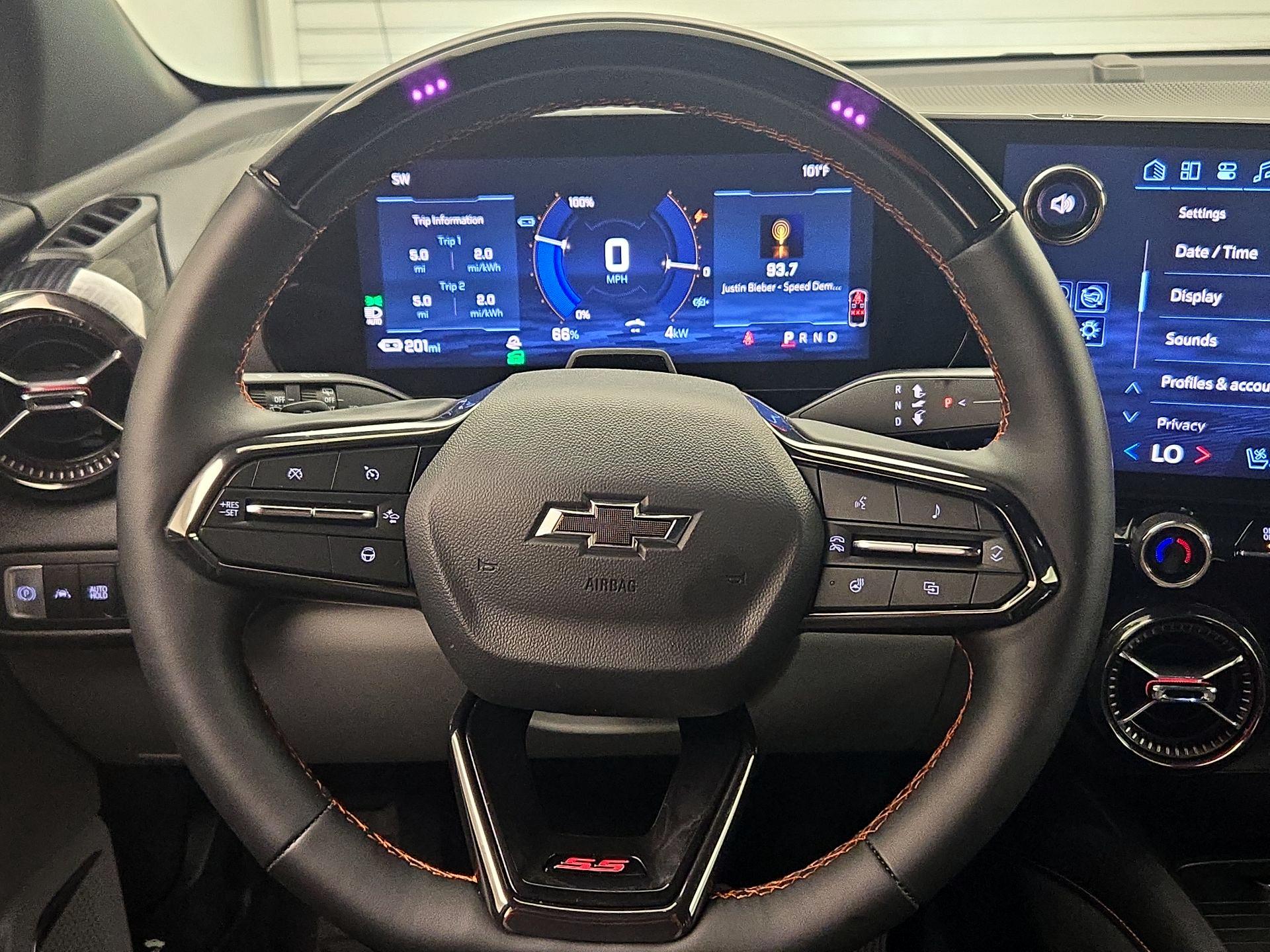 Thumbnail: 2025 Chevrolet Blazer EV - 10