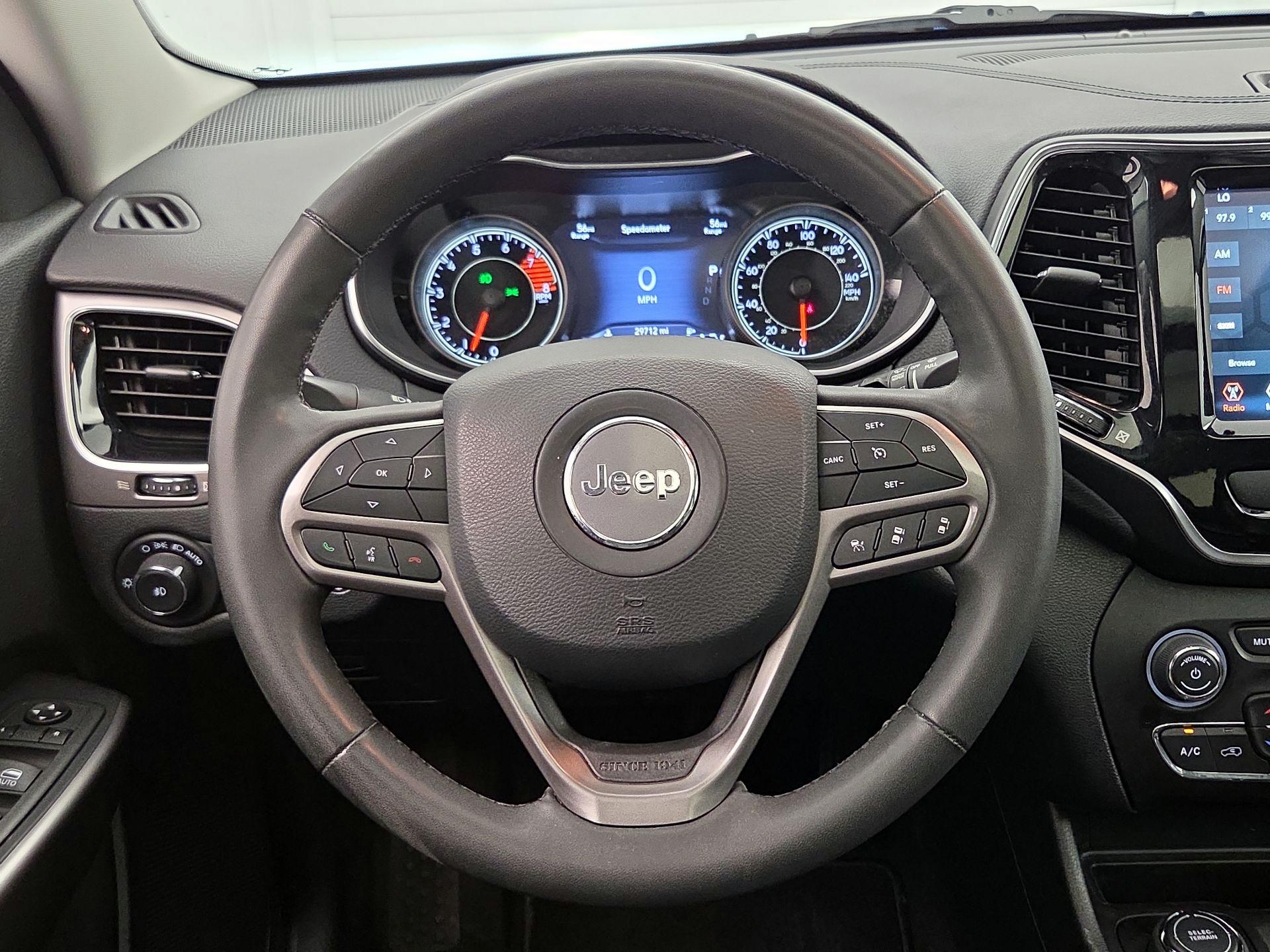 Thumbnail: 2022 Jeep Cherokee - 10
