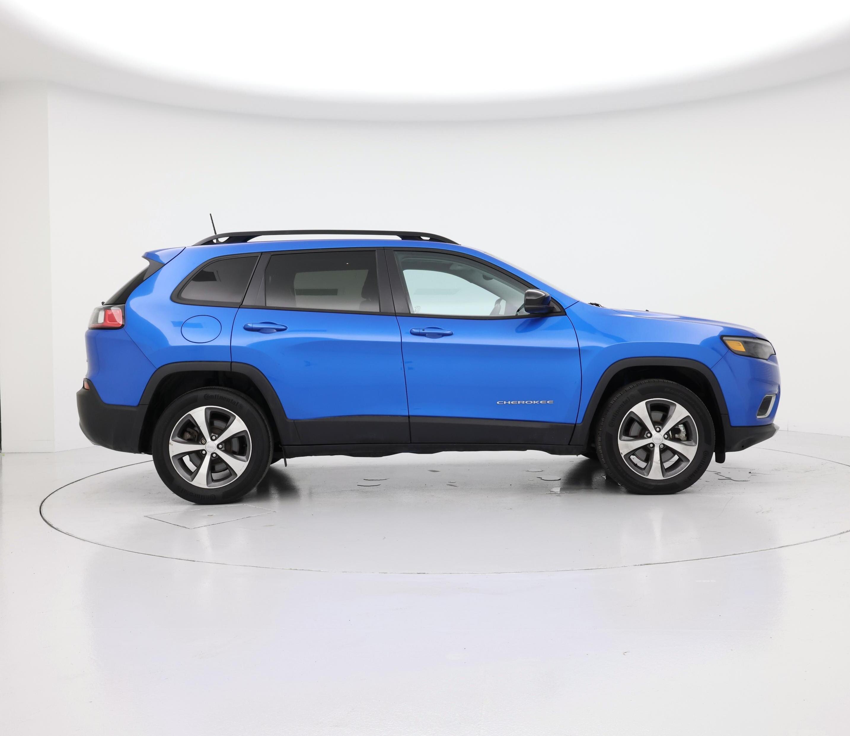Thumbnail: 2022 Jeep Cherokee - 7