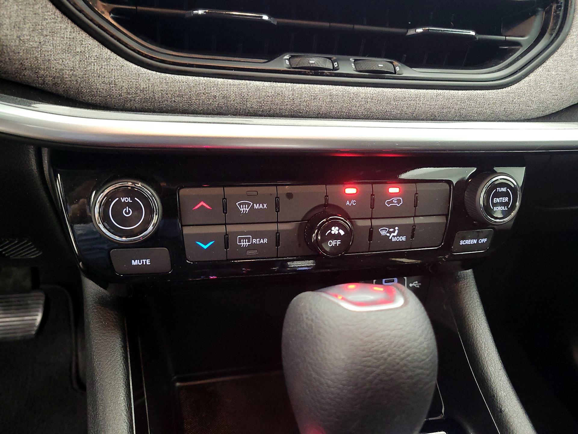 Thumbnail: 2024 Jeep Compass - 14