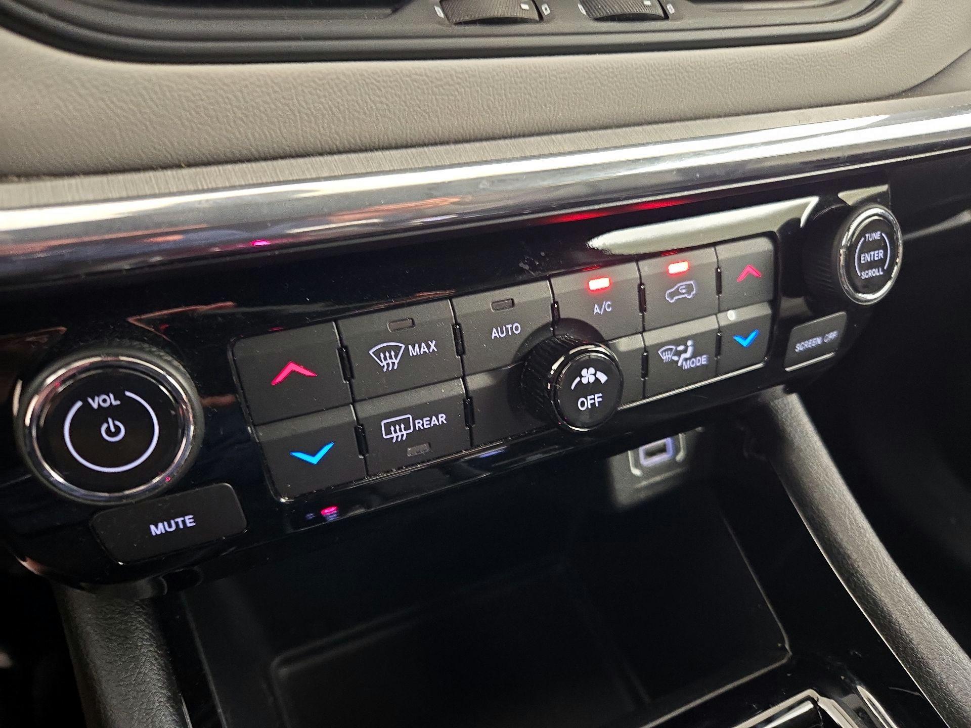 Thumbnail: 2024 Jeep Compass - 15