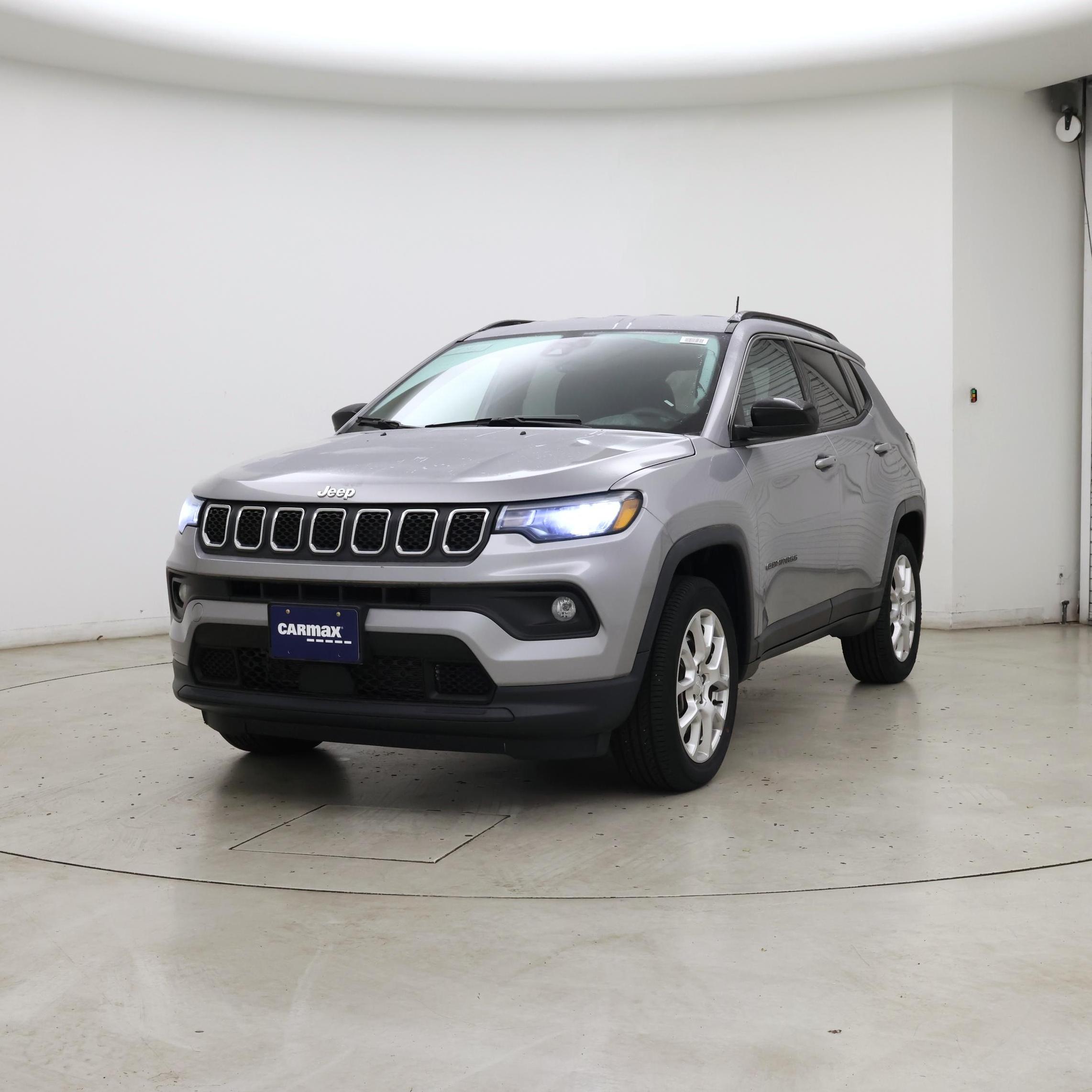 Thumbnail: 2023 Jeep Compass - 4