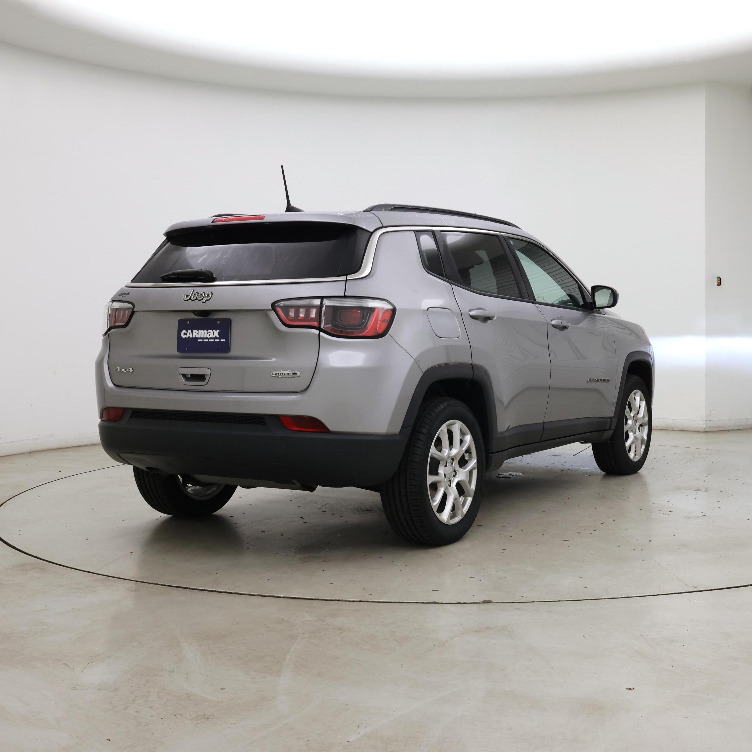 Thumbnail: 2023 Jeep Compass - 8