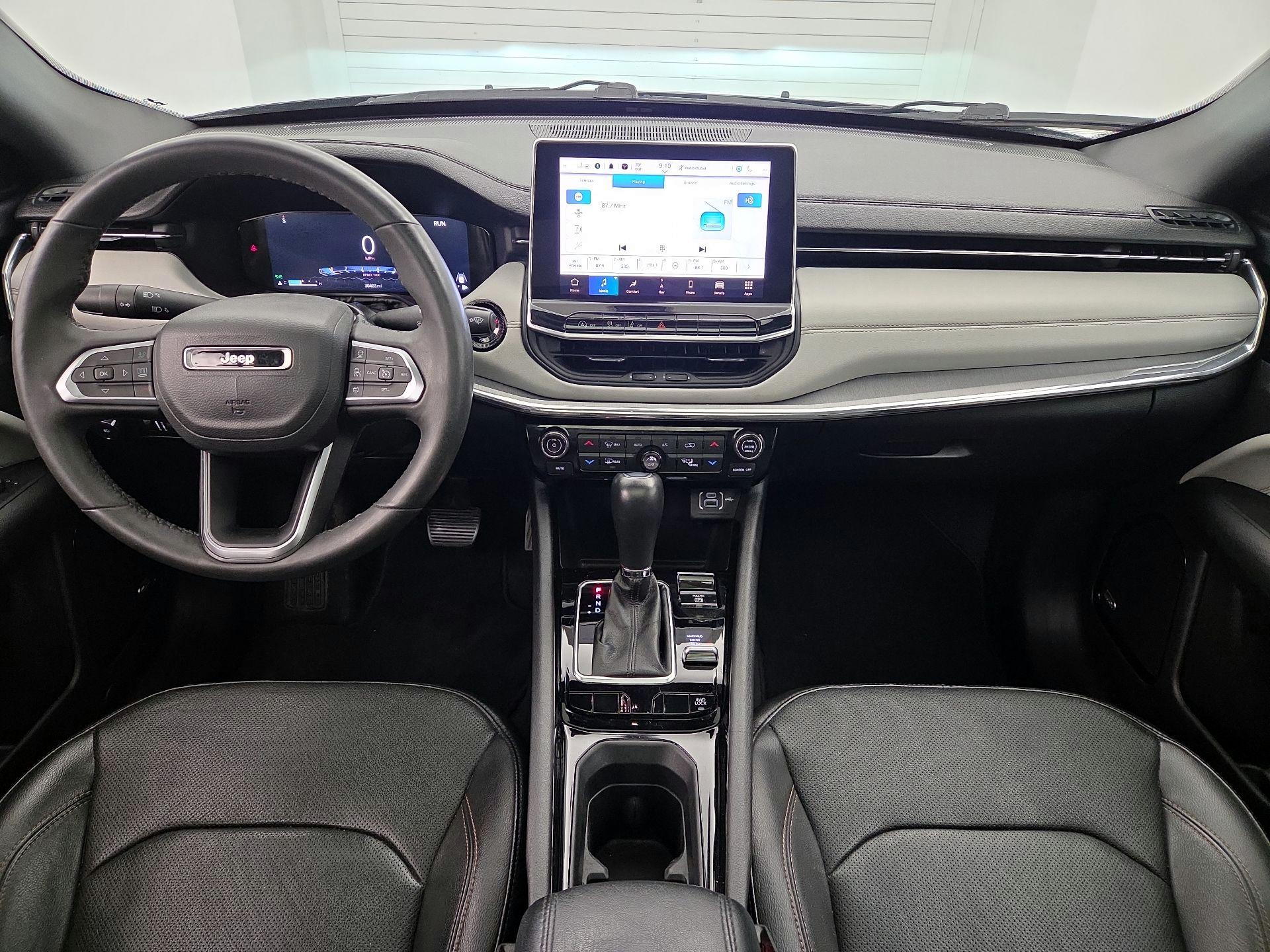 Thumbnail: 2023 Jeep Compass - 9