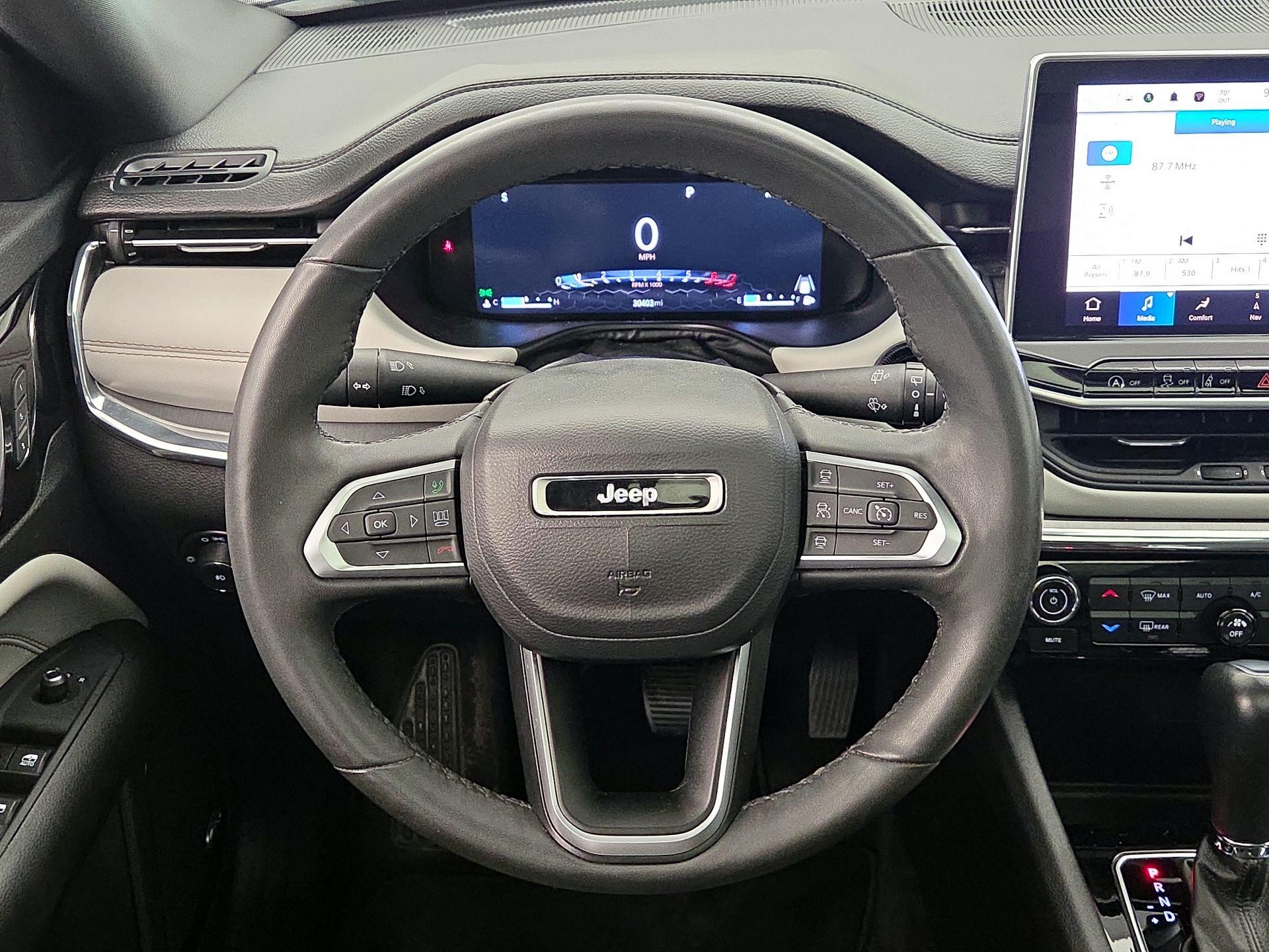 Thumbnail: 2023 Jeep Compass - 10
