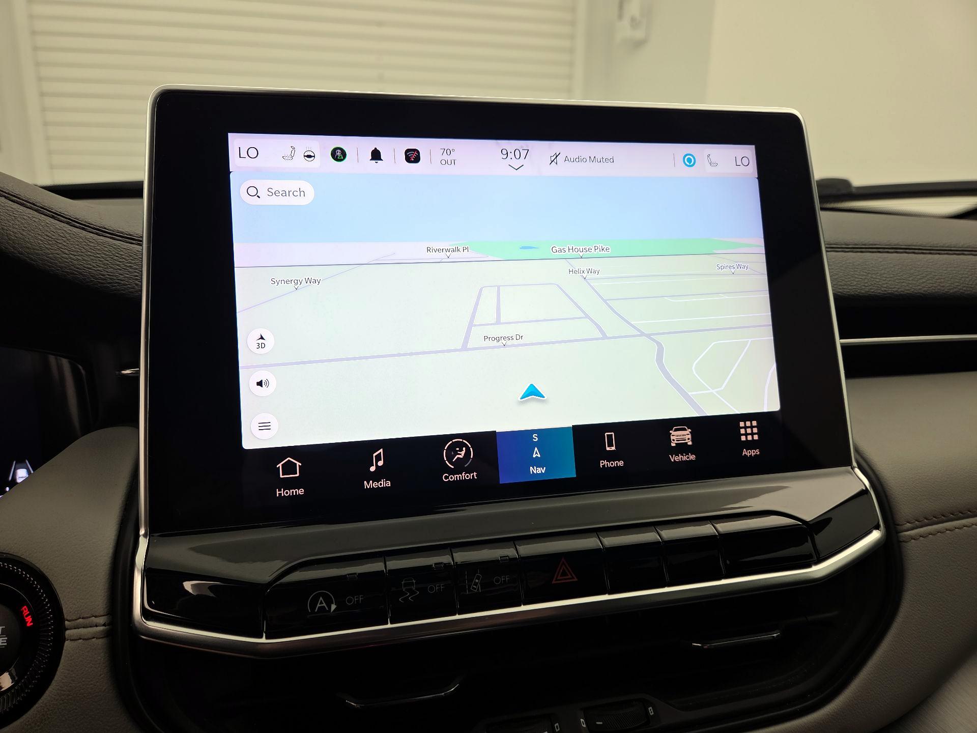 Thumbnail: 2023 Jeep Compass - 14
