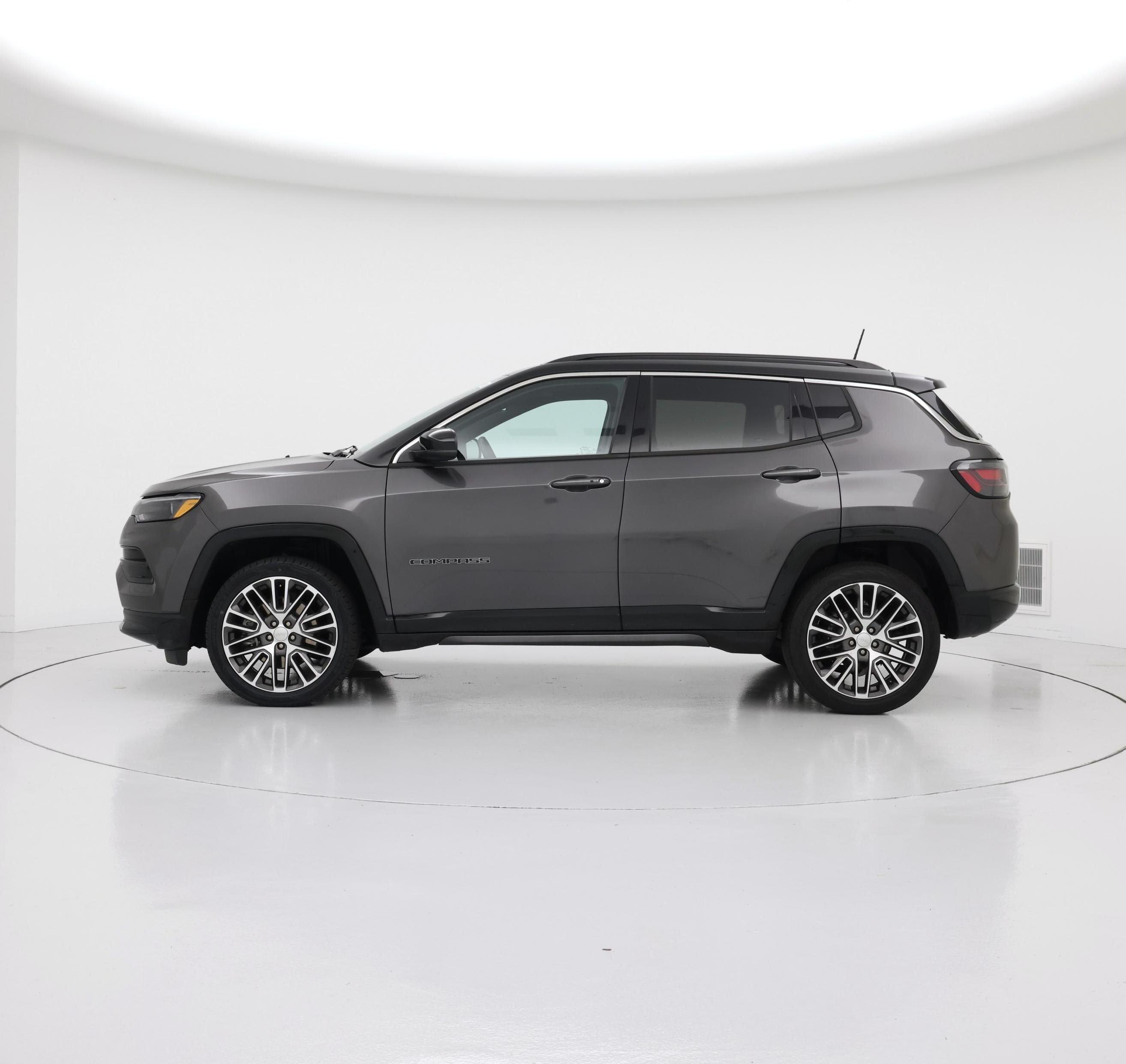 Thumbnail: 2023 Jeep Compass - 3