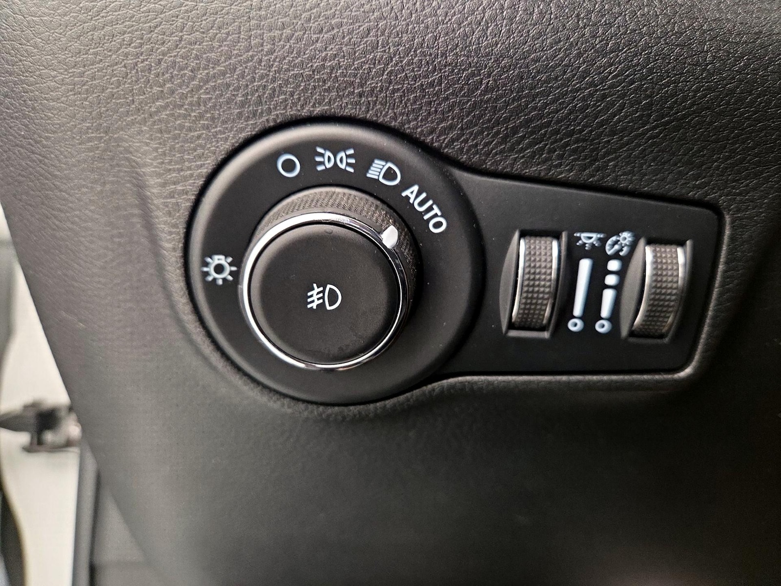 2022 Jeep Compass Limited - Photo 14