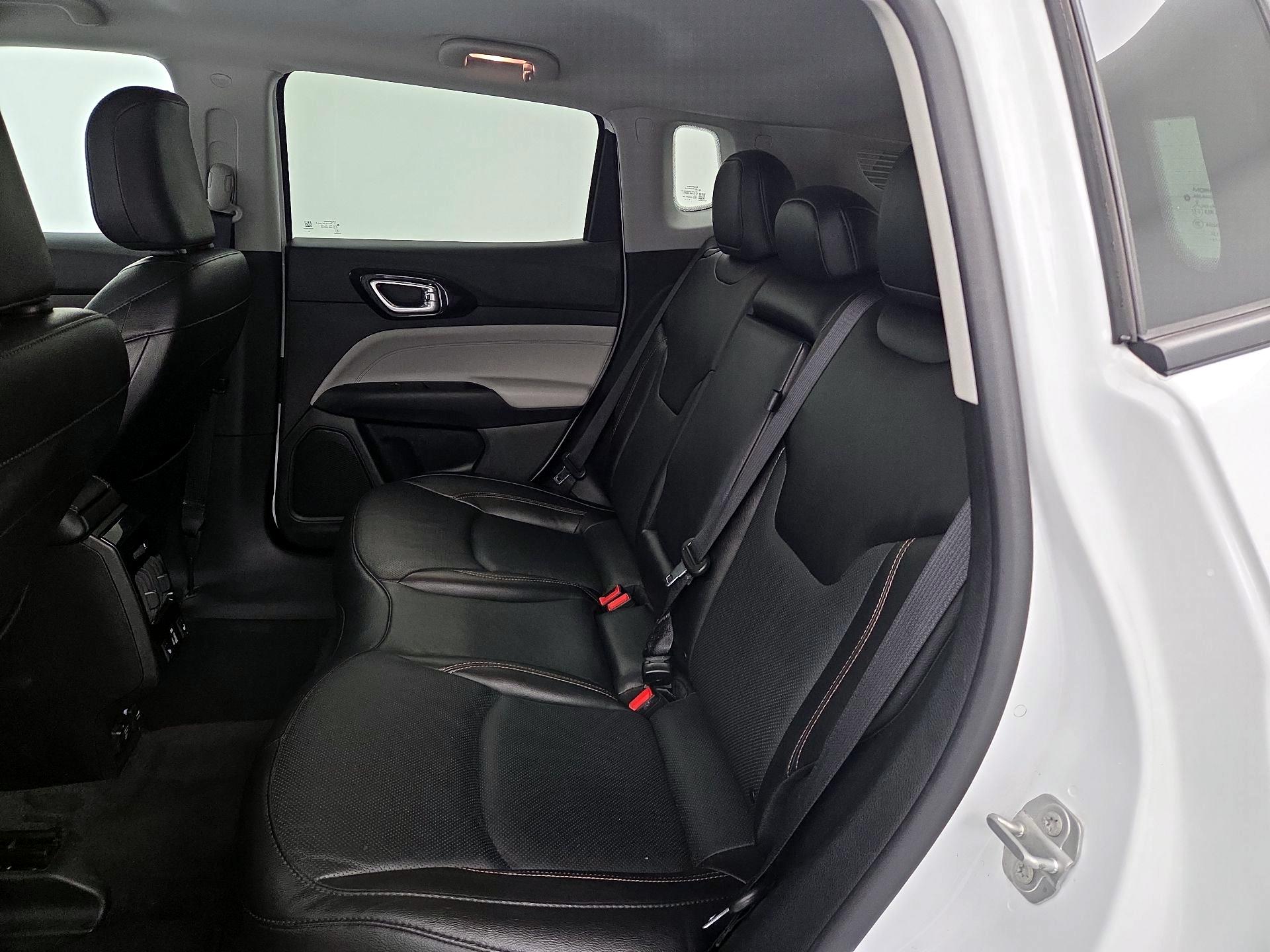 Thumbnail: 2022 Jeep Compass - 20