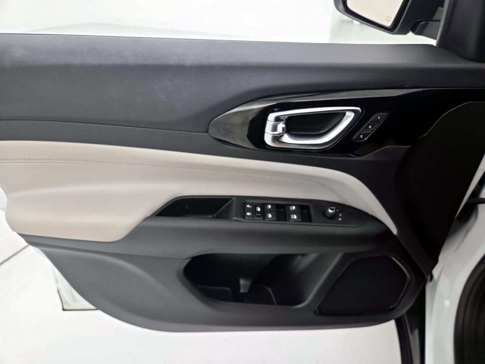 2022 Jeep Compass Limited - Photo 13