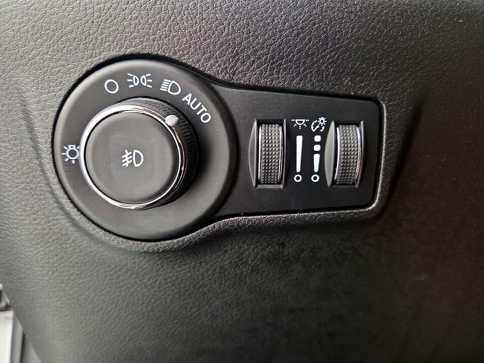 2022 Jeep Compass Limited - Photo 14