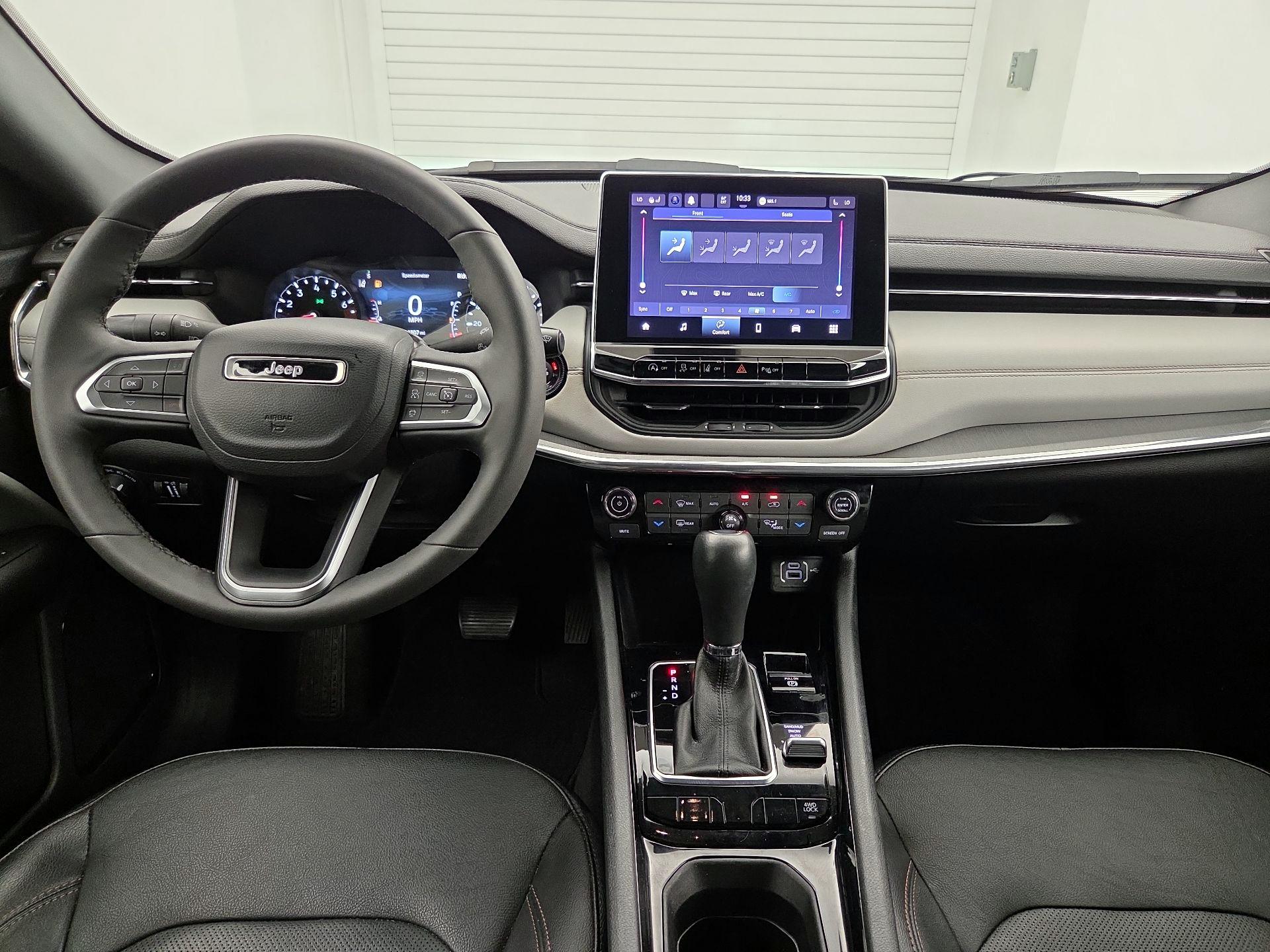 Thumbnail: 2023 Jeep Compass - 9