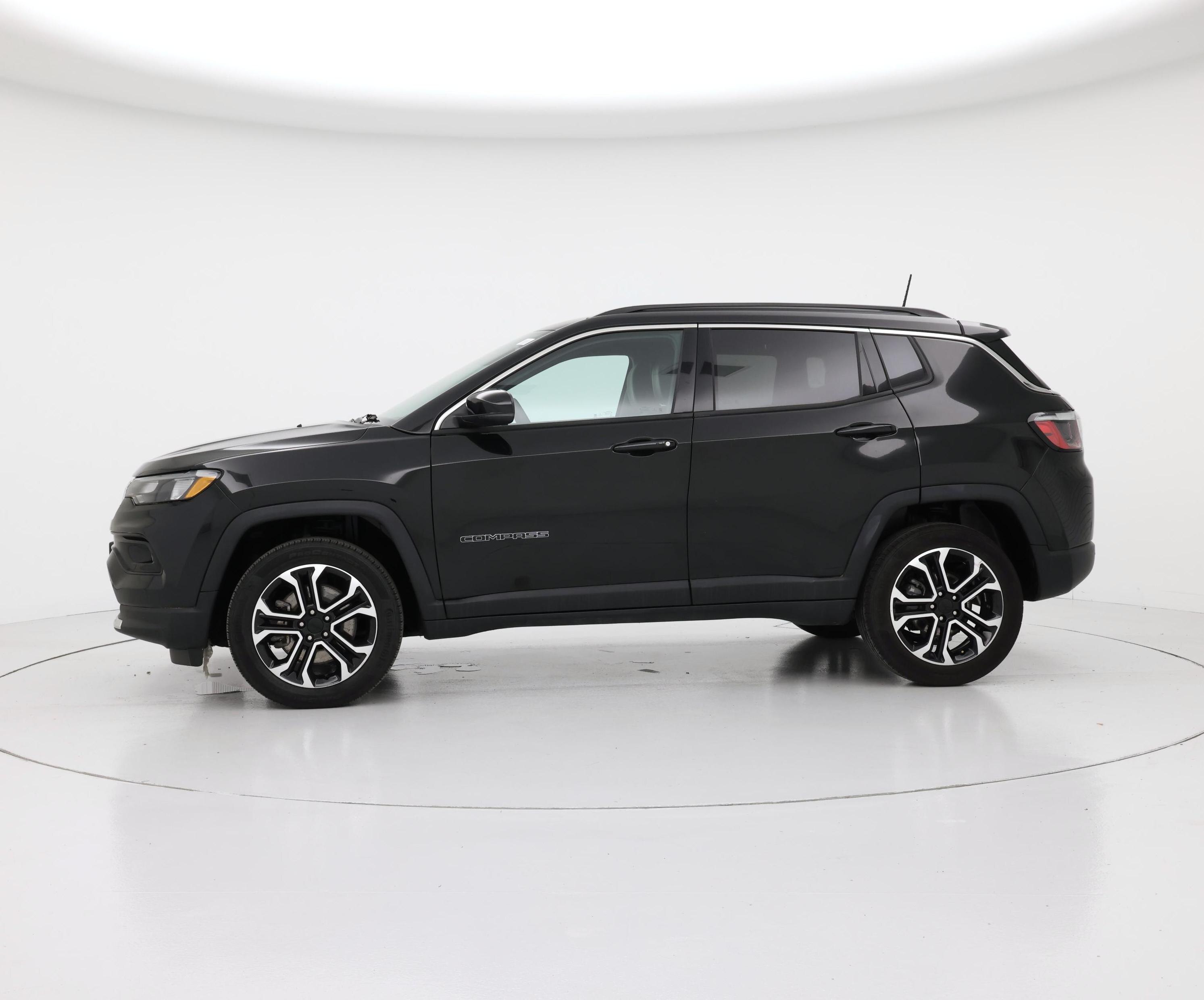 Thumbnail: 2023 Jeep Compass - 3