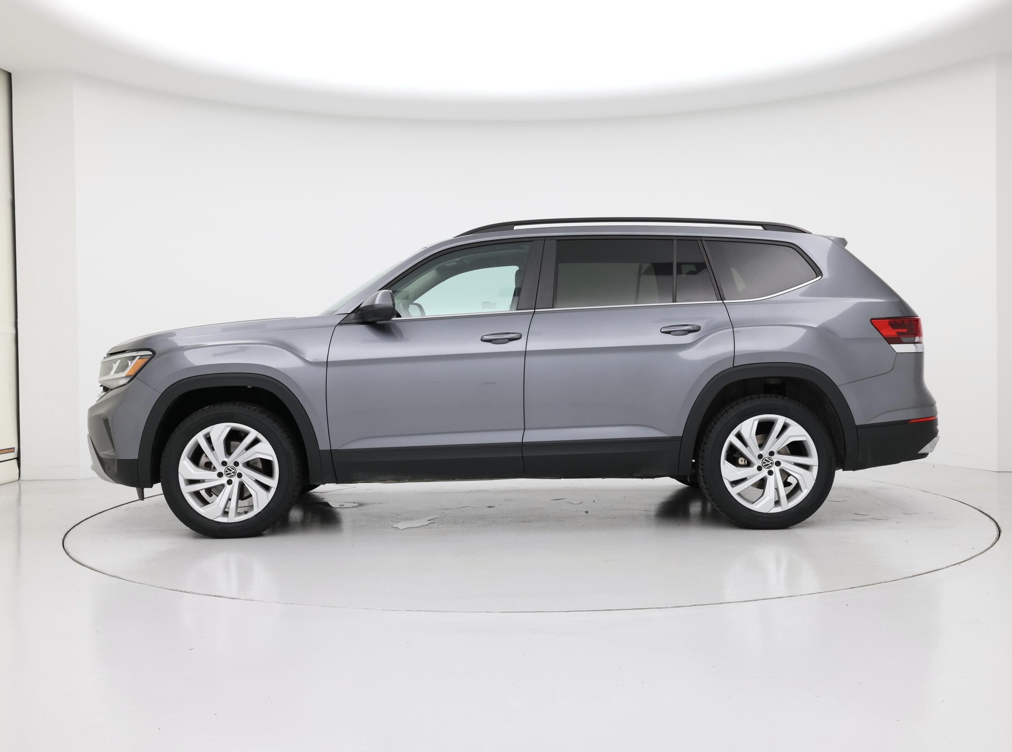 Thumbnail: 2023 Volkswagen Atlas - 3