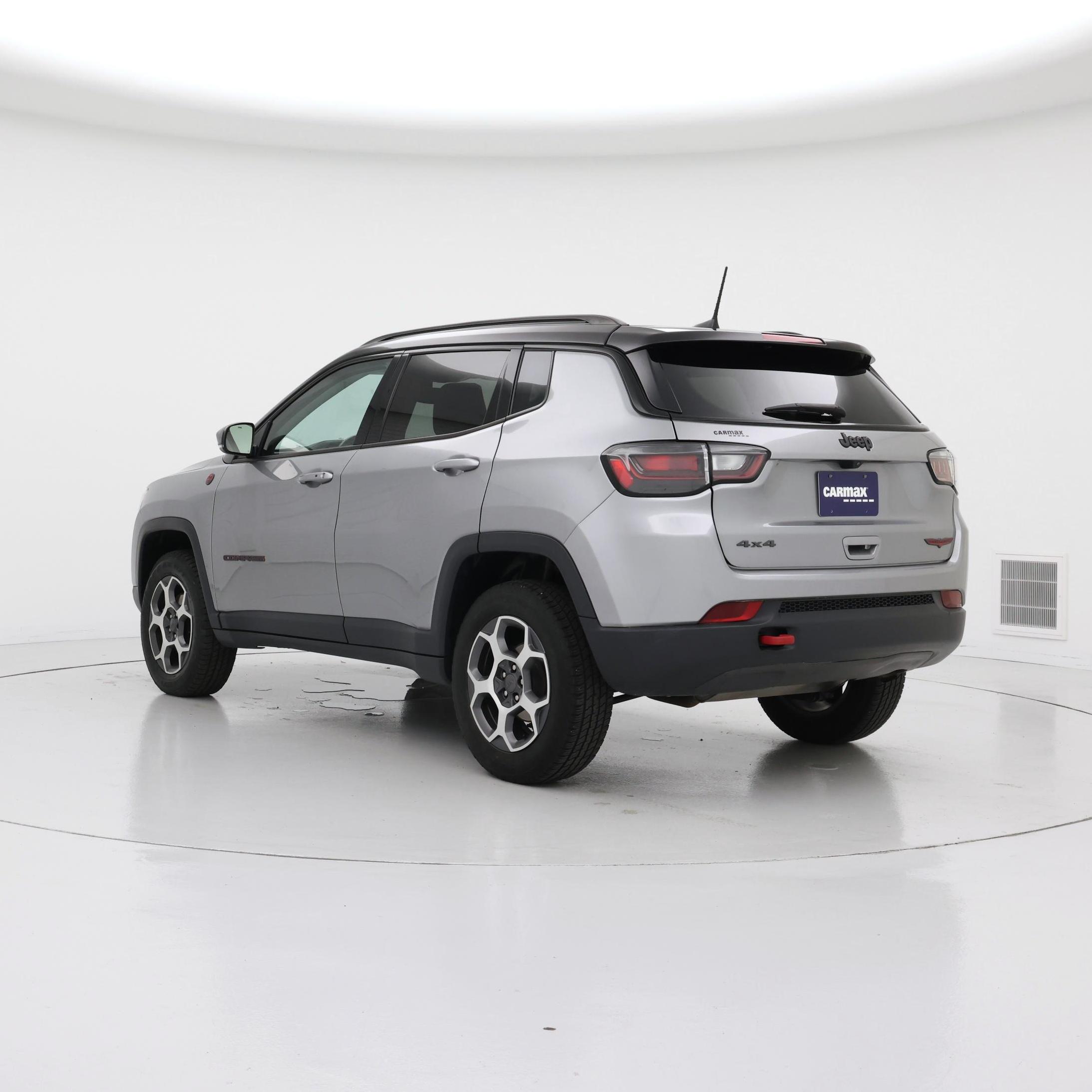 Thumbnail: 2022 Jeep Compass - 2