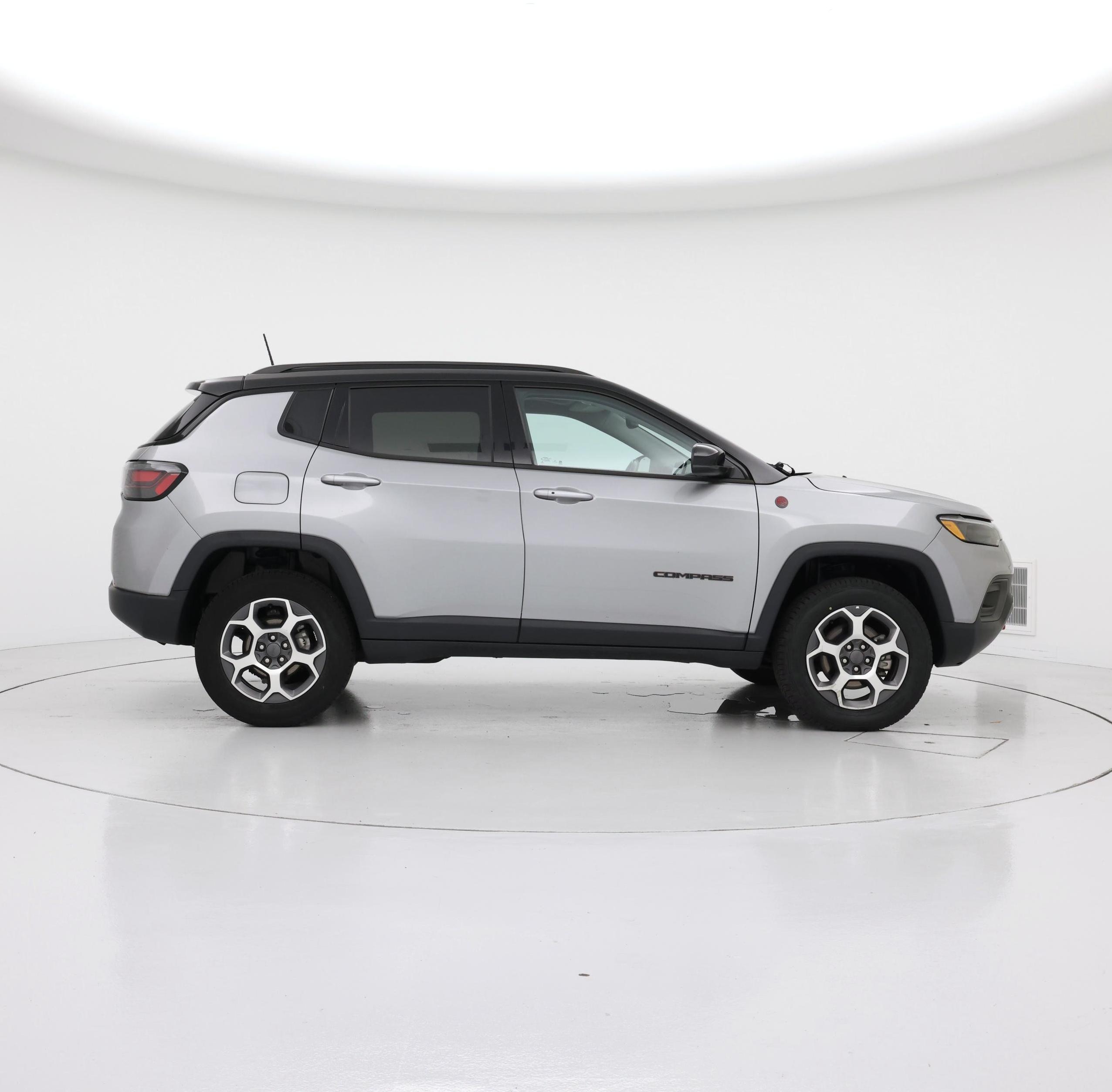 Thumbnail: 2022 Jeep Compass - 7