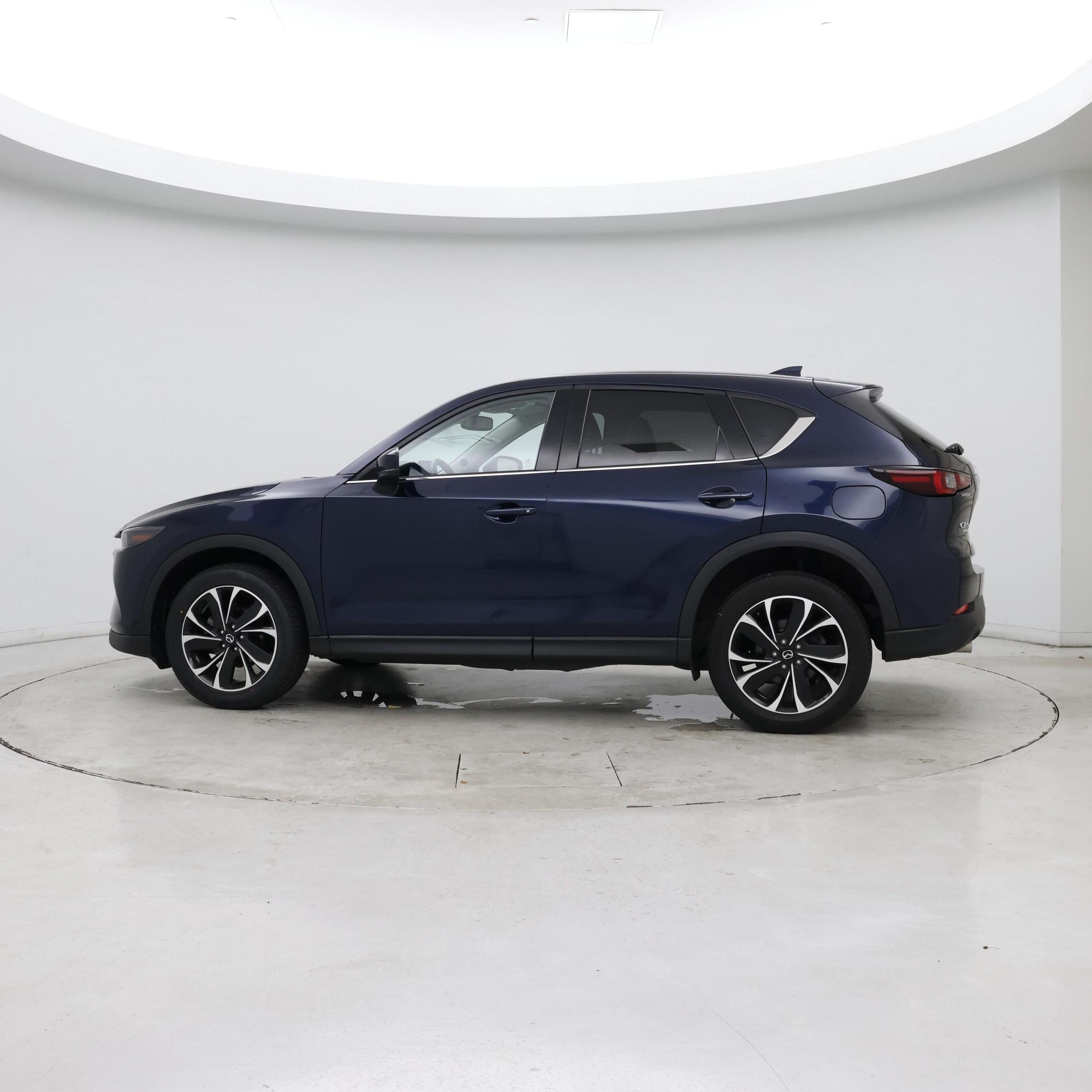 Thumbnail: 2023 Mazda CX-5 - 3
