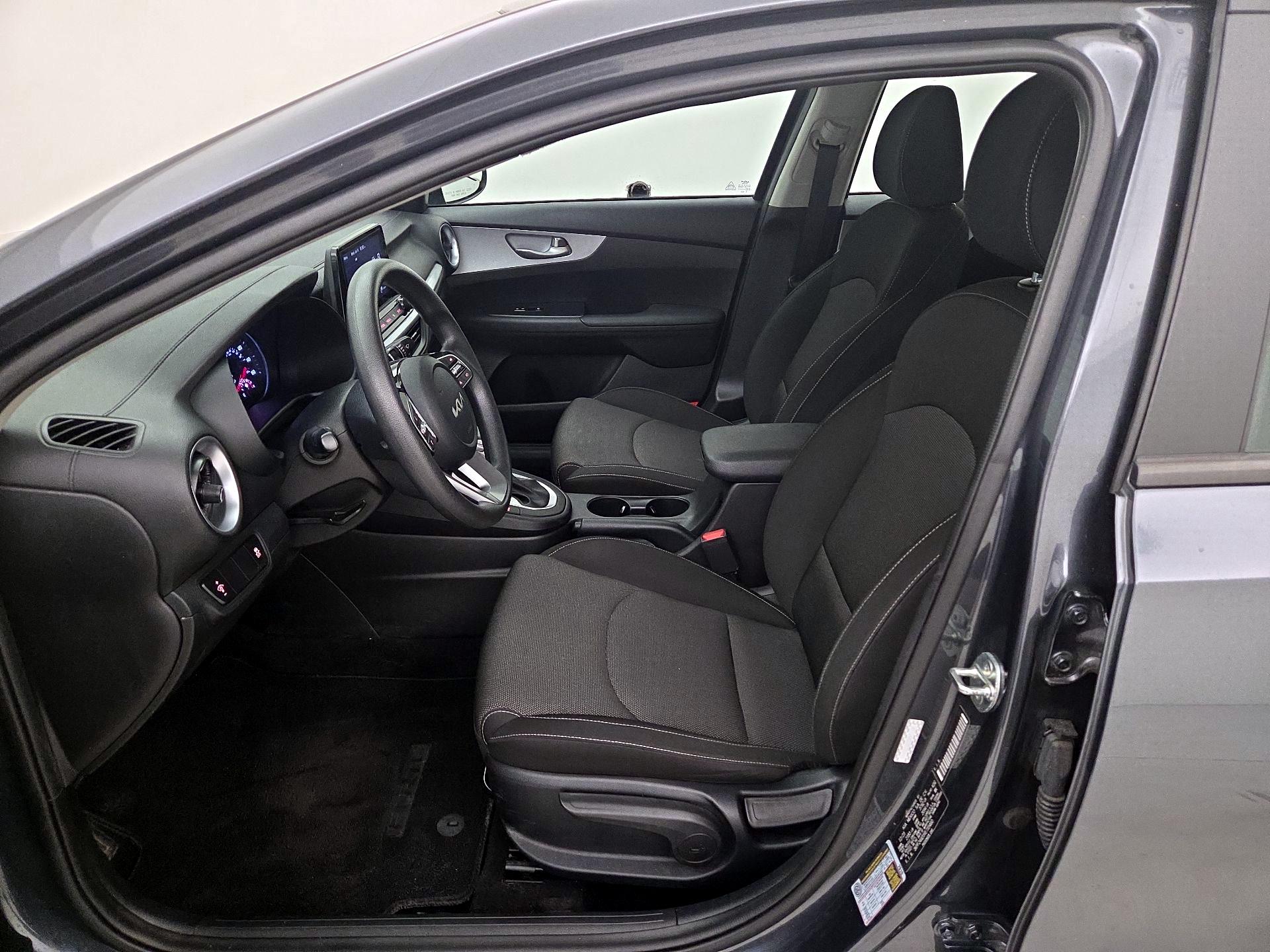 Thumbnail: 2024 Kia Forte - 11