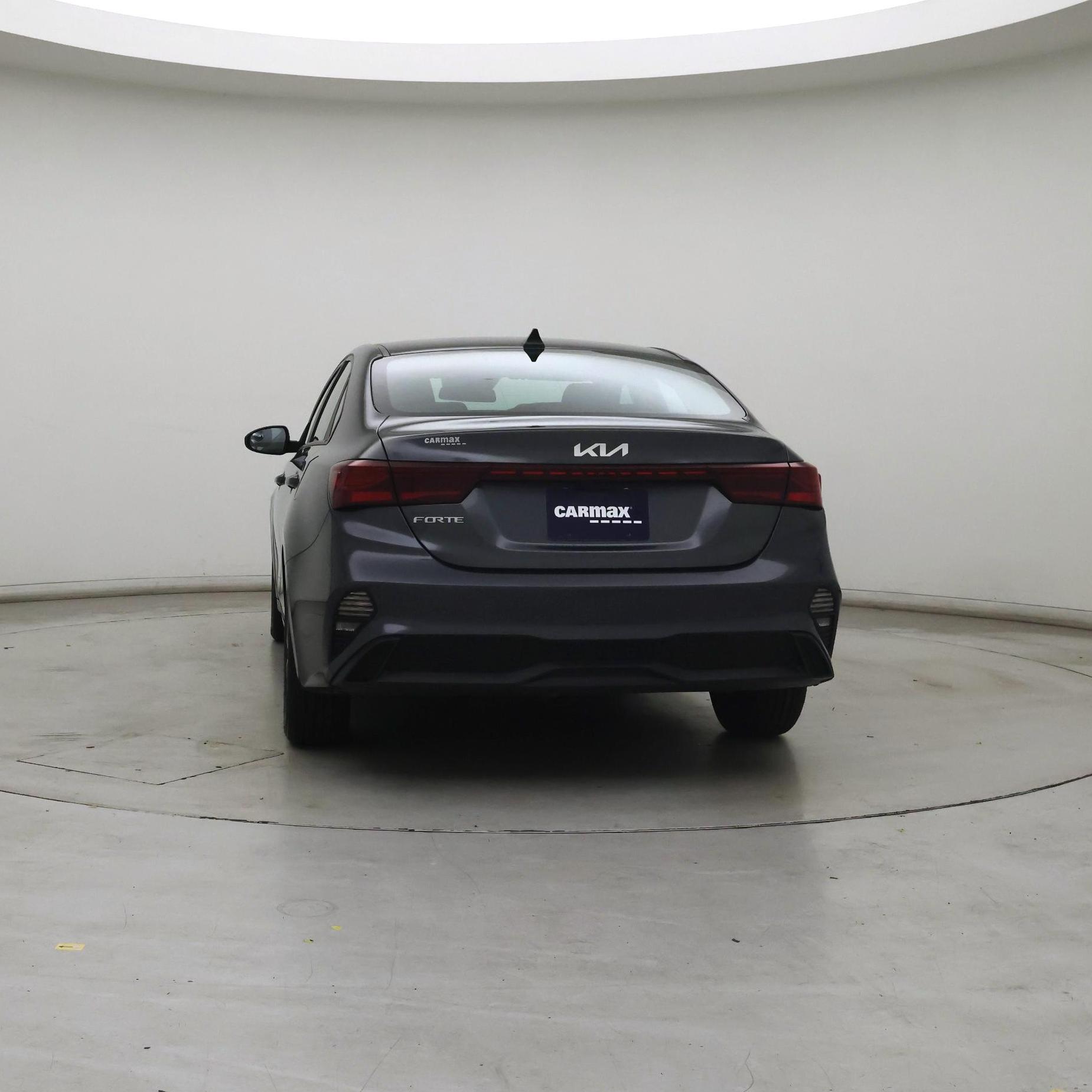 Thumbnail: 2024 Kia Forte - 6