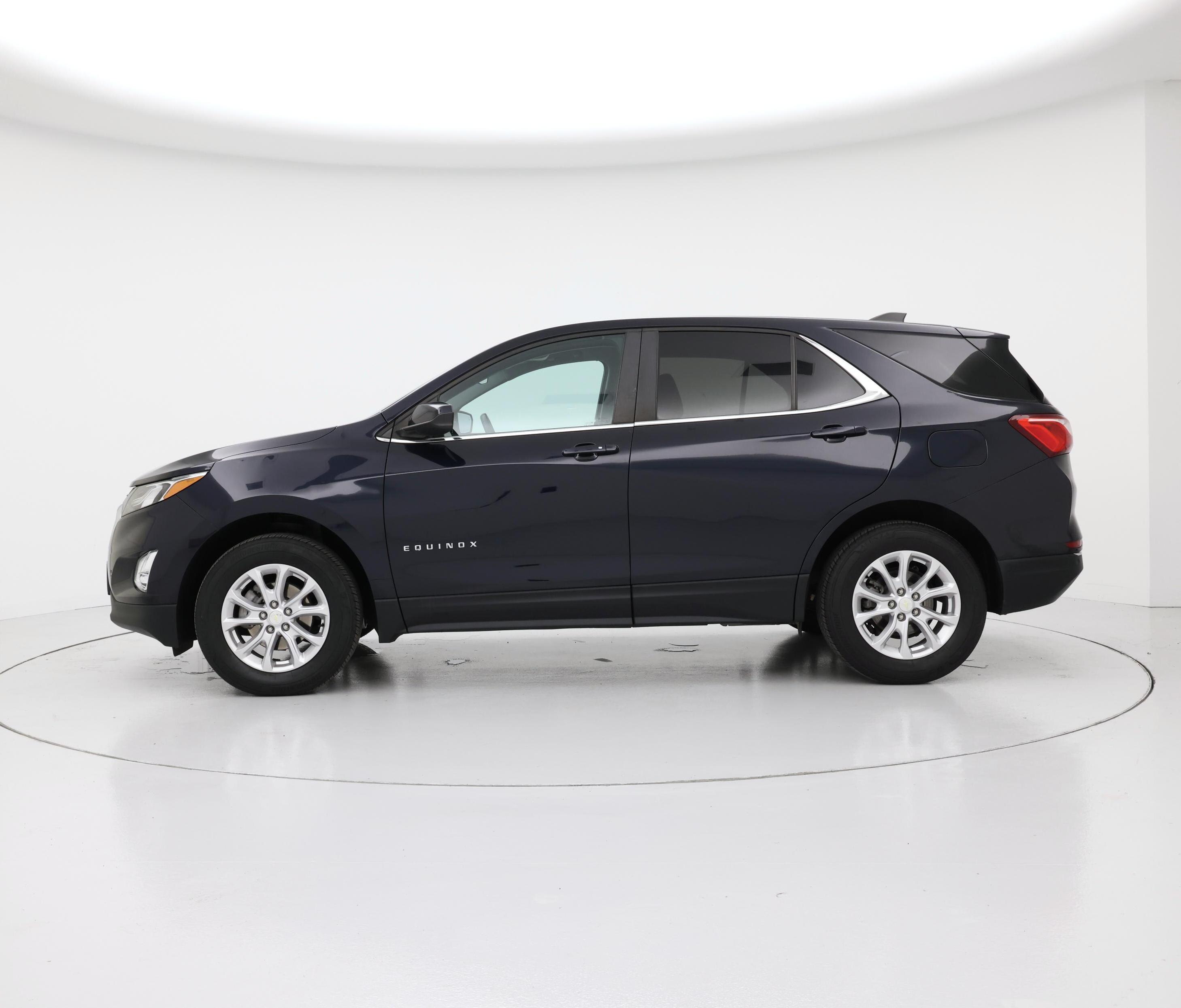 Thumbnail: 2021 Chevrolet Equinox - 3