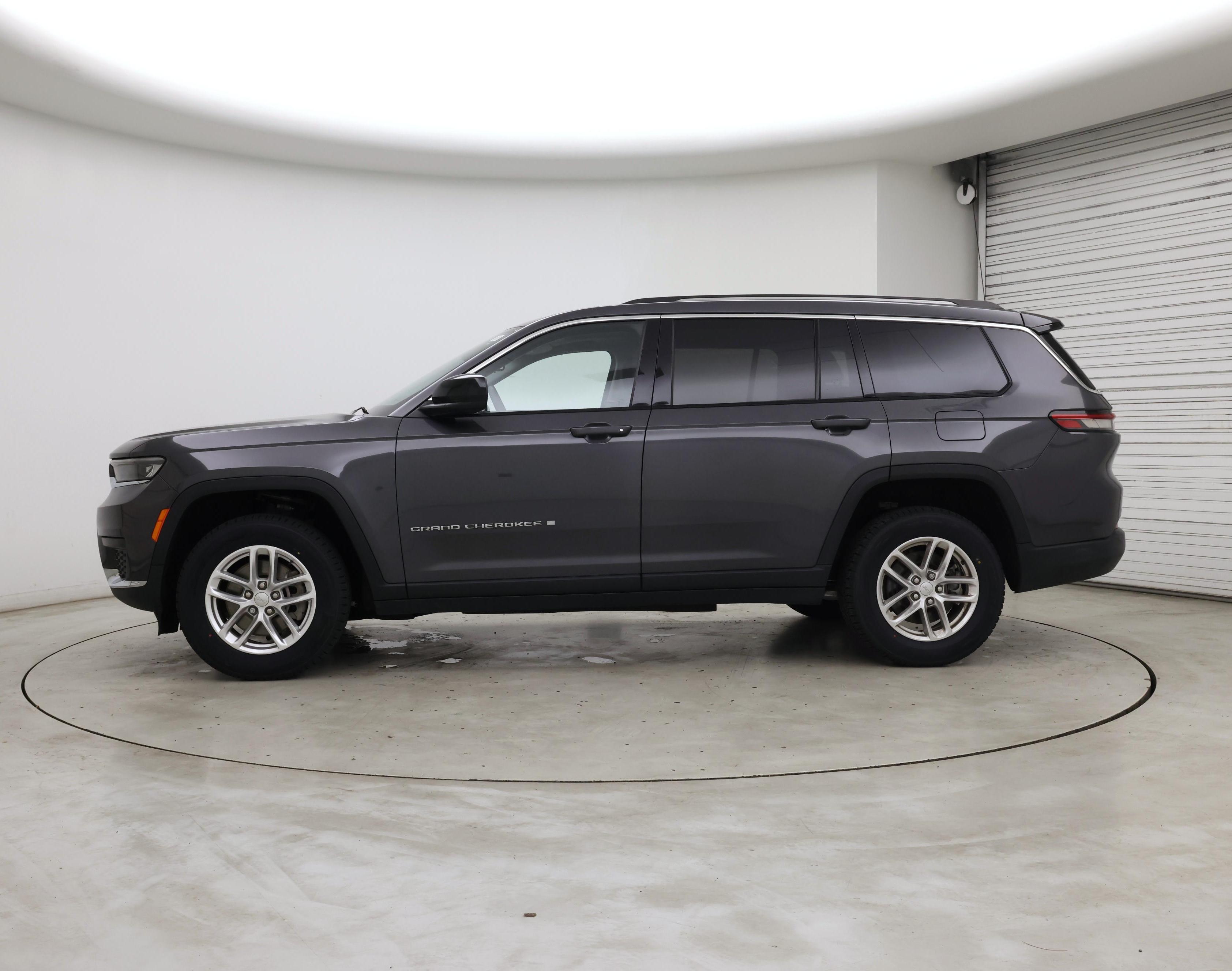 Thumbnail: 2023 Jeep Grand Cherokee L - 3