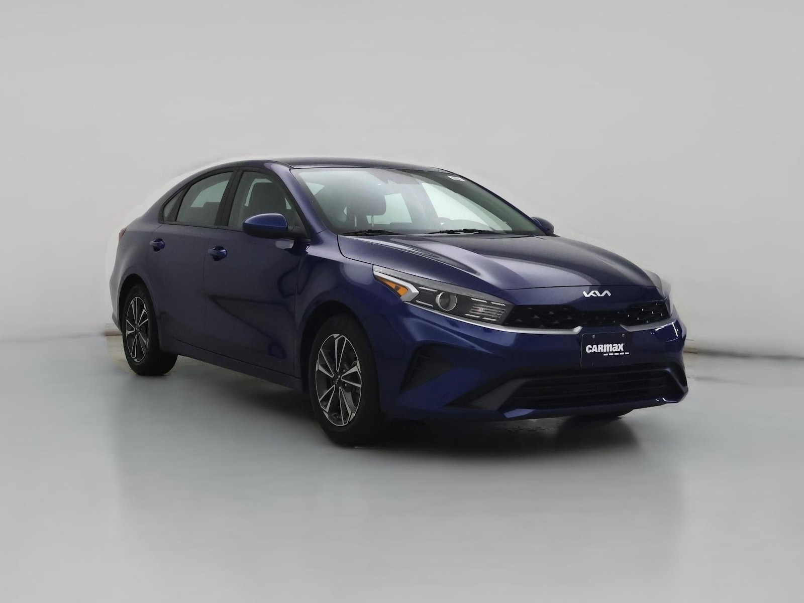 2024 Kia Forte LXS - Photo 1