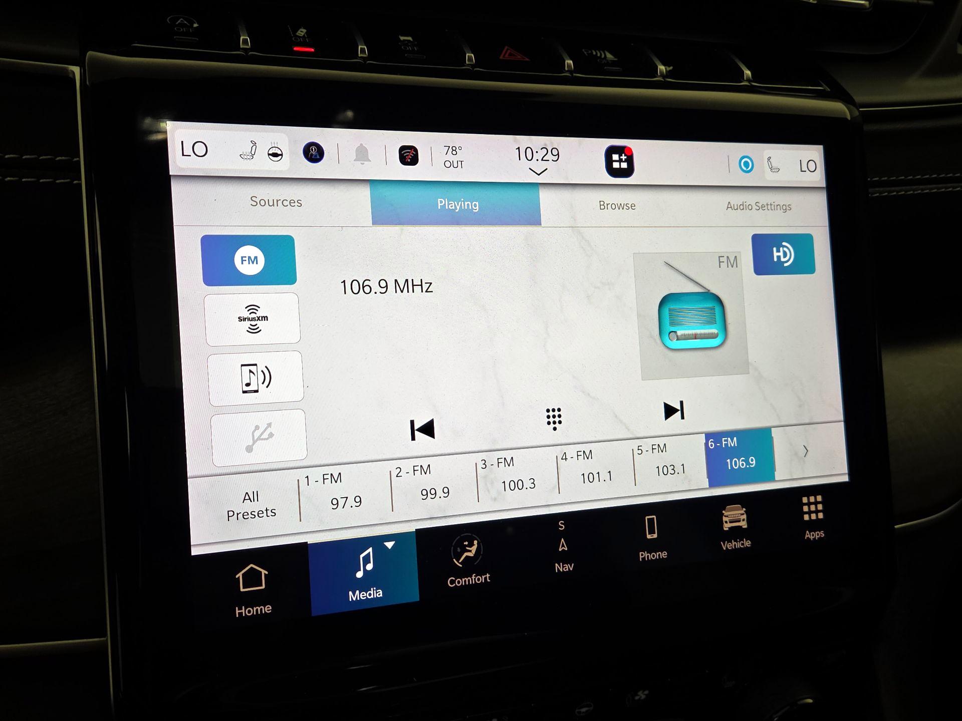Thumbnail: 2023 Jeep Grand Cherokee L - 16