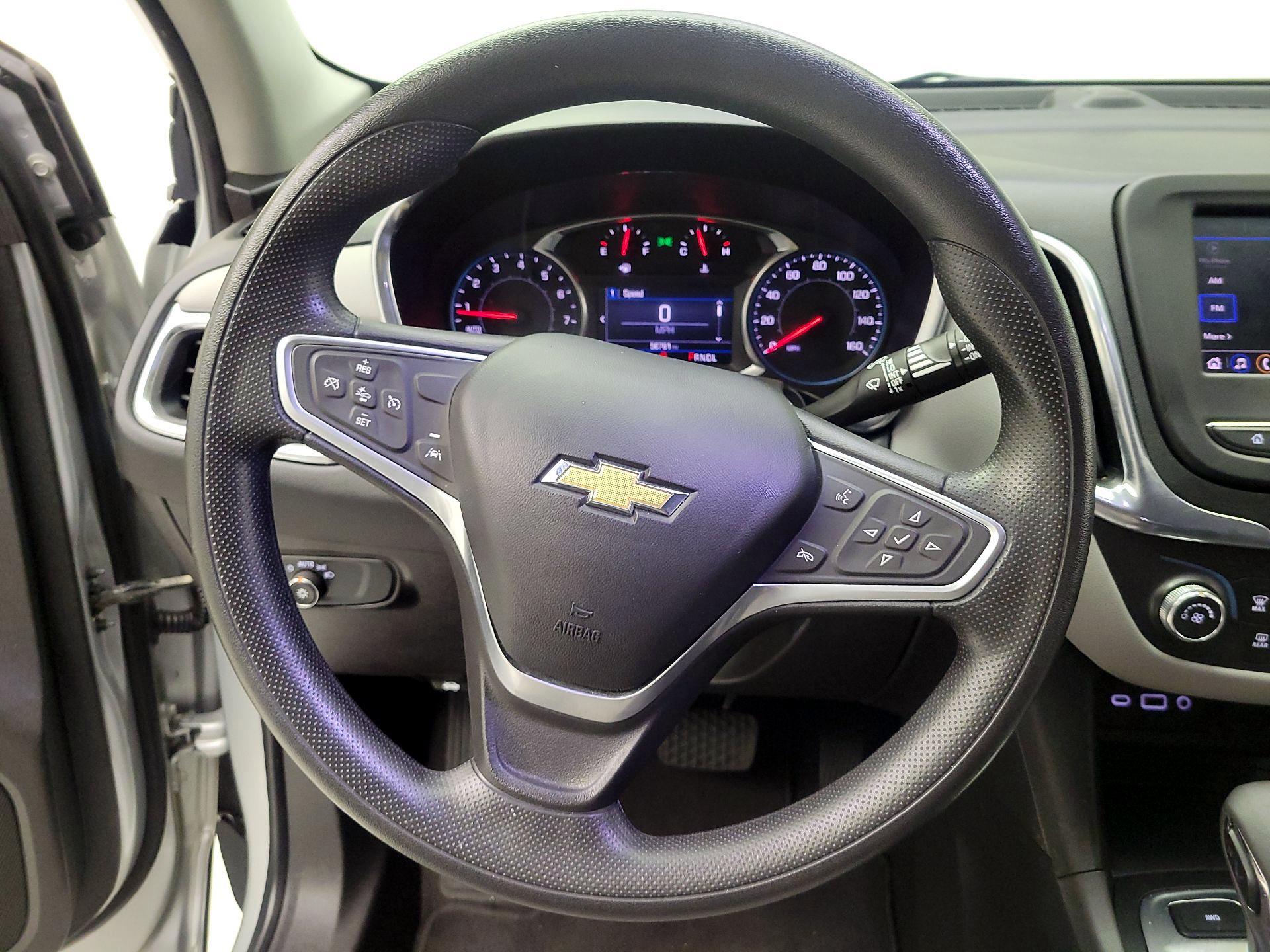 Thumbnail: 2022 Chevrolet Equinox - 10