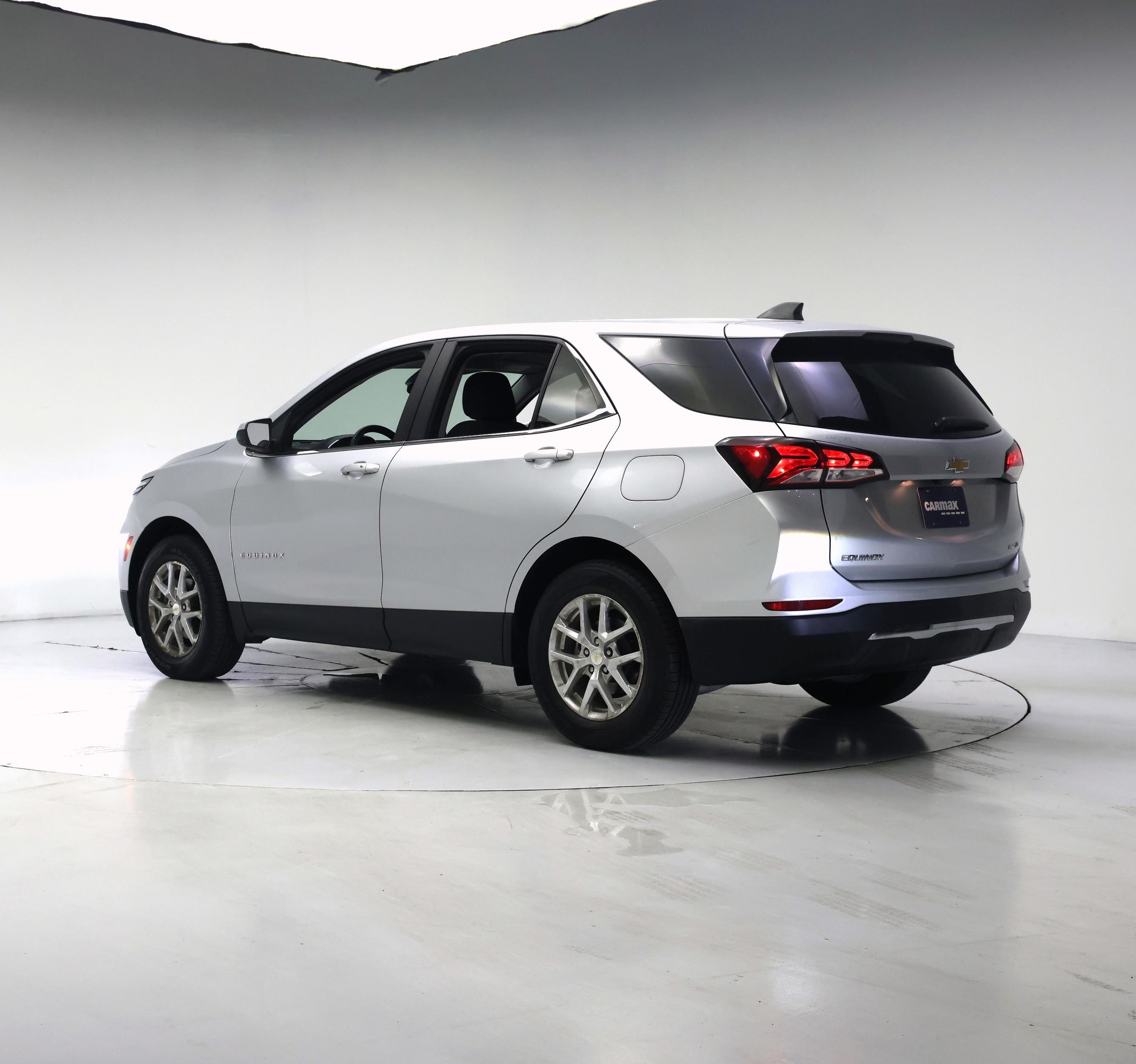 Thumbnail: 2022 Chevrolet Equinox - 2