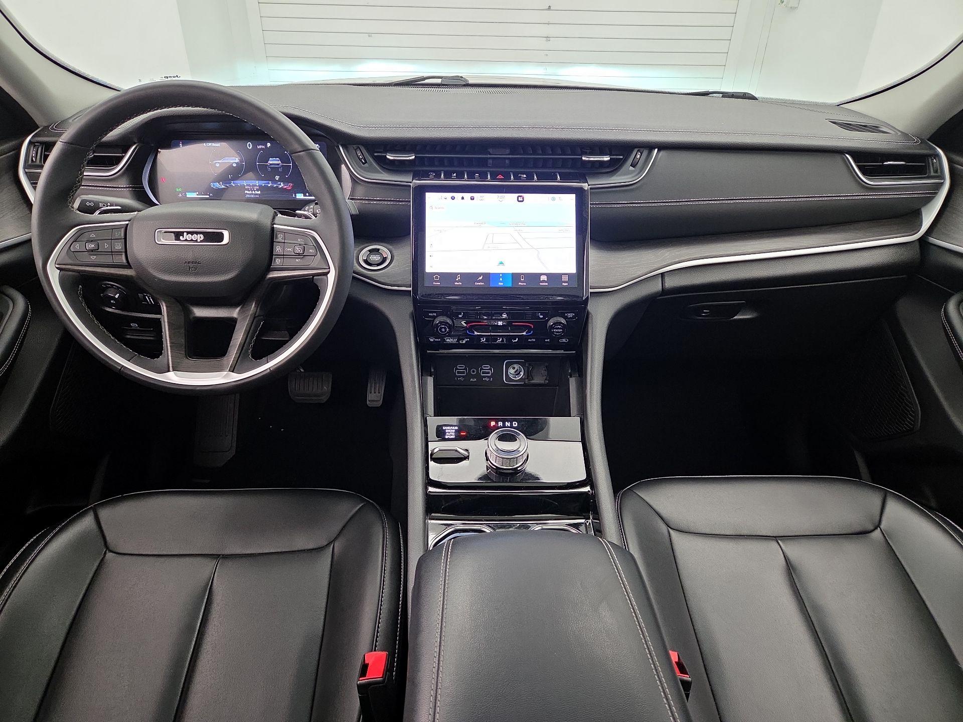 Thumbnail: 2023 Jeep Grand Cherokee L - 9