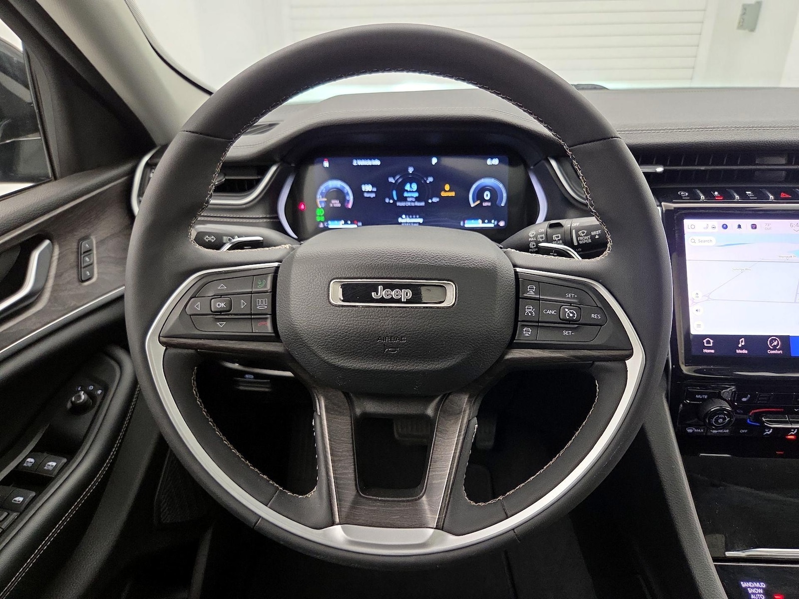 2023 Jeep Grand Cherokee Limited - Photo 11