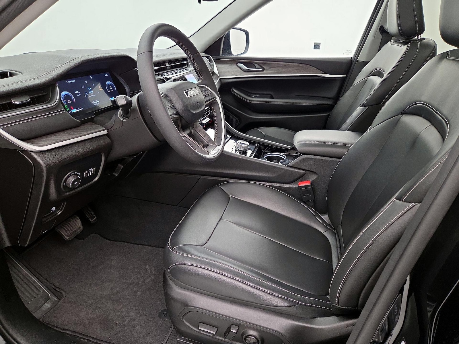 2023 Jeep Grand Cherokee Limited - Photo 12