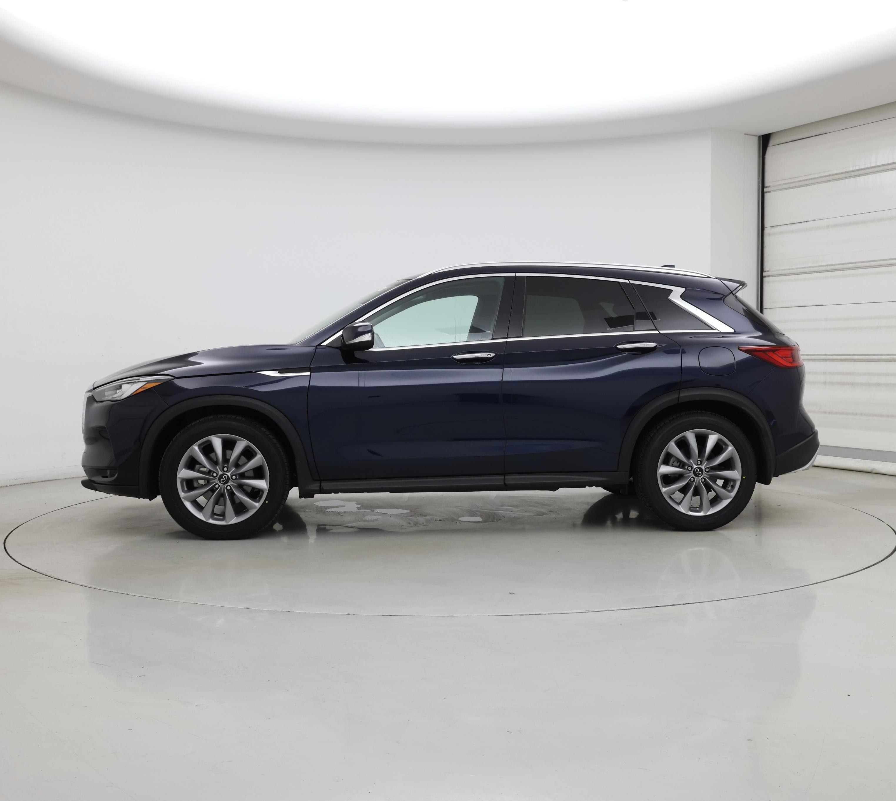 Thumbnail: 2022 INFINITI QX50 - 3