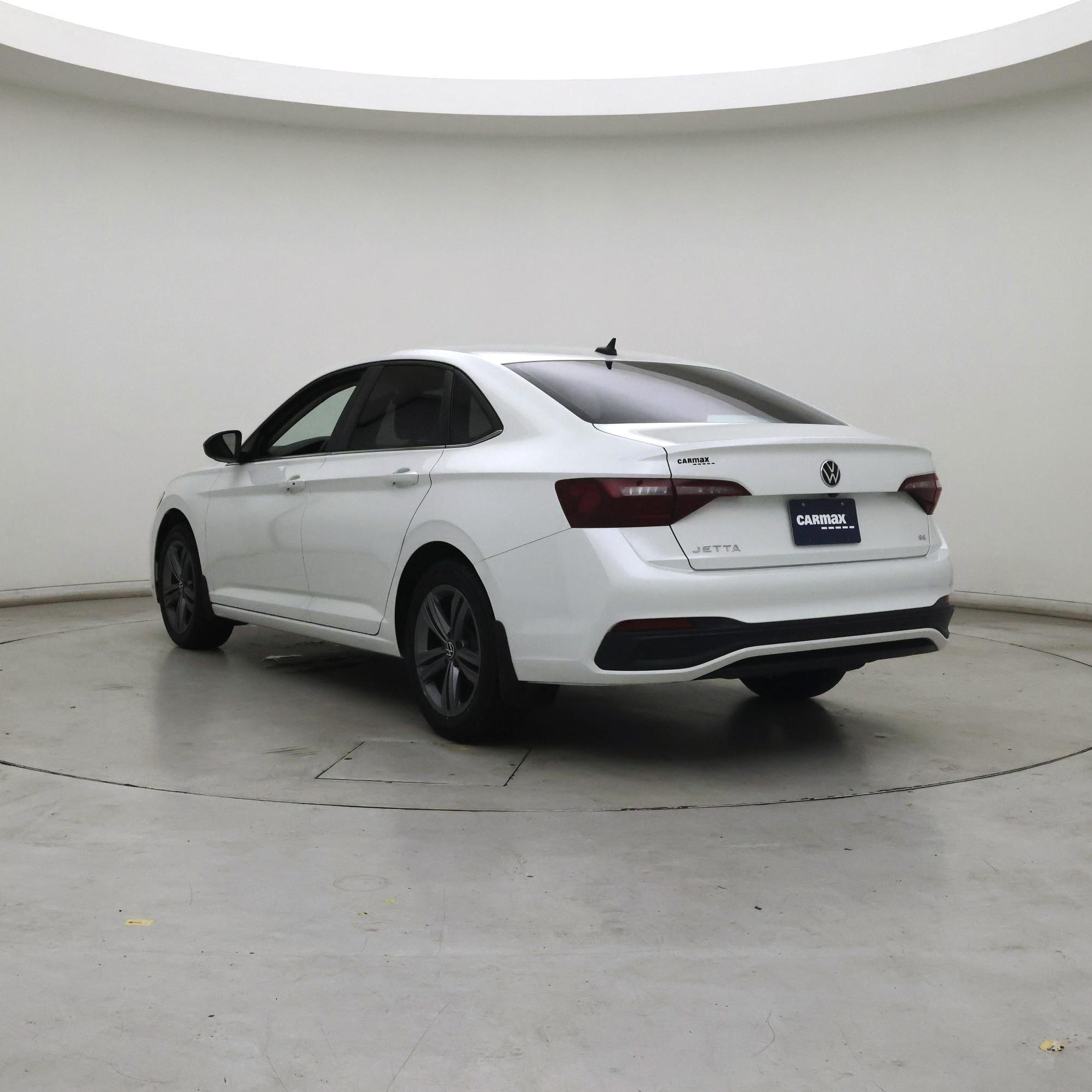 Thumbnail: 2022 Volkswagen Jetta - 2