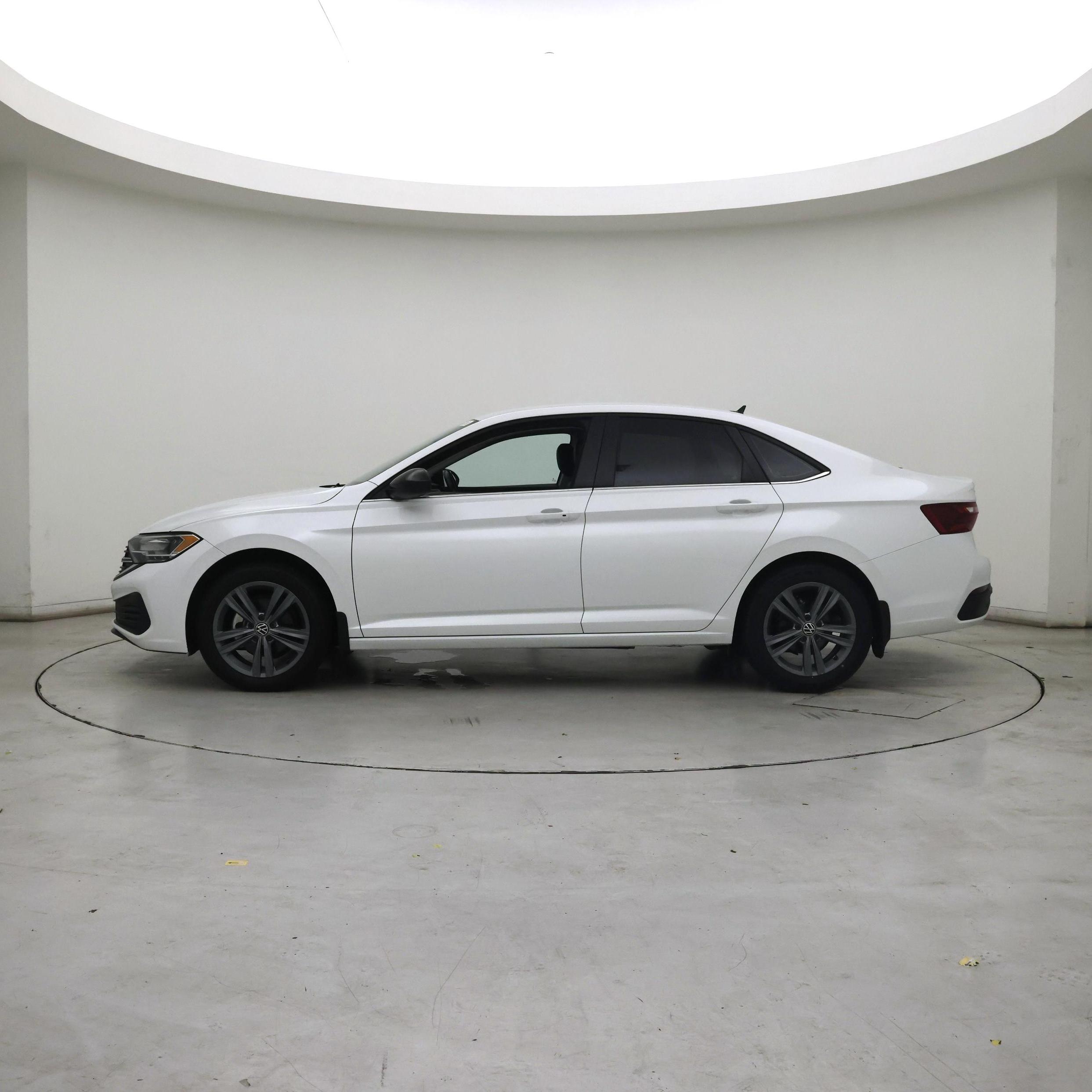 Thumbnail: 2022 Volkswagen Jetta - 3