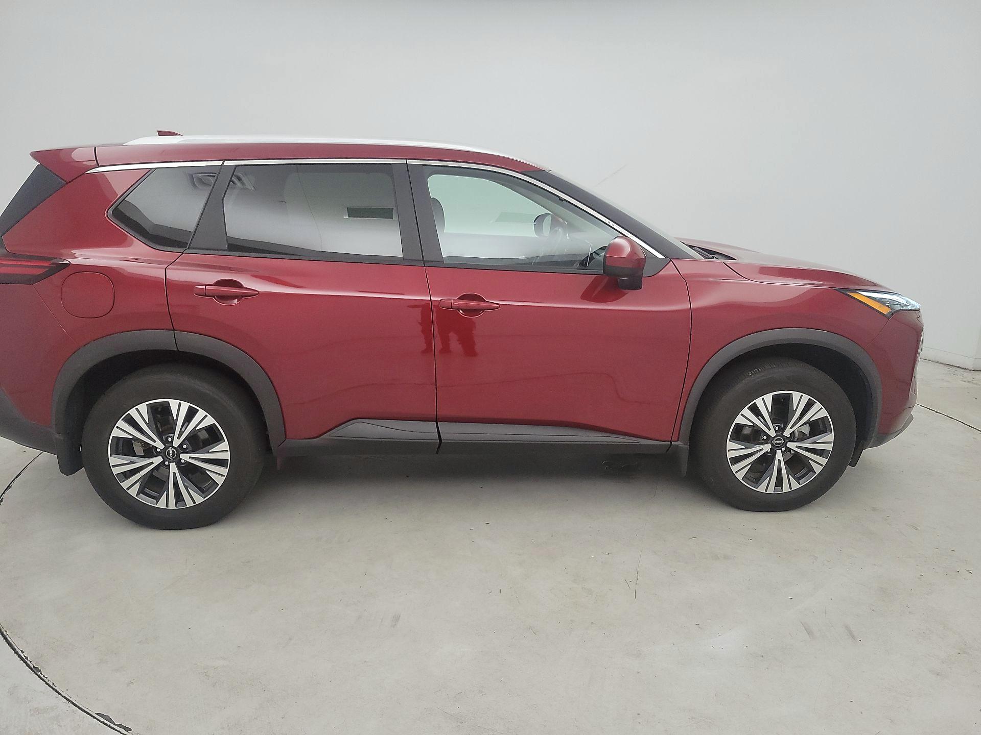 Thumbnail: 2023 Nissan Rogue - 4
