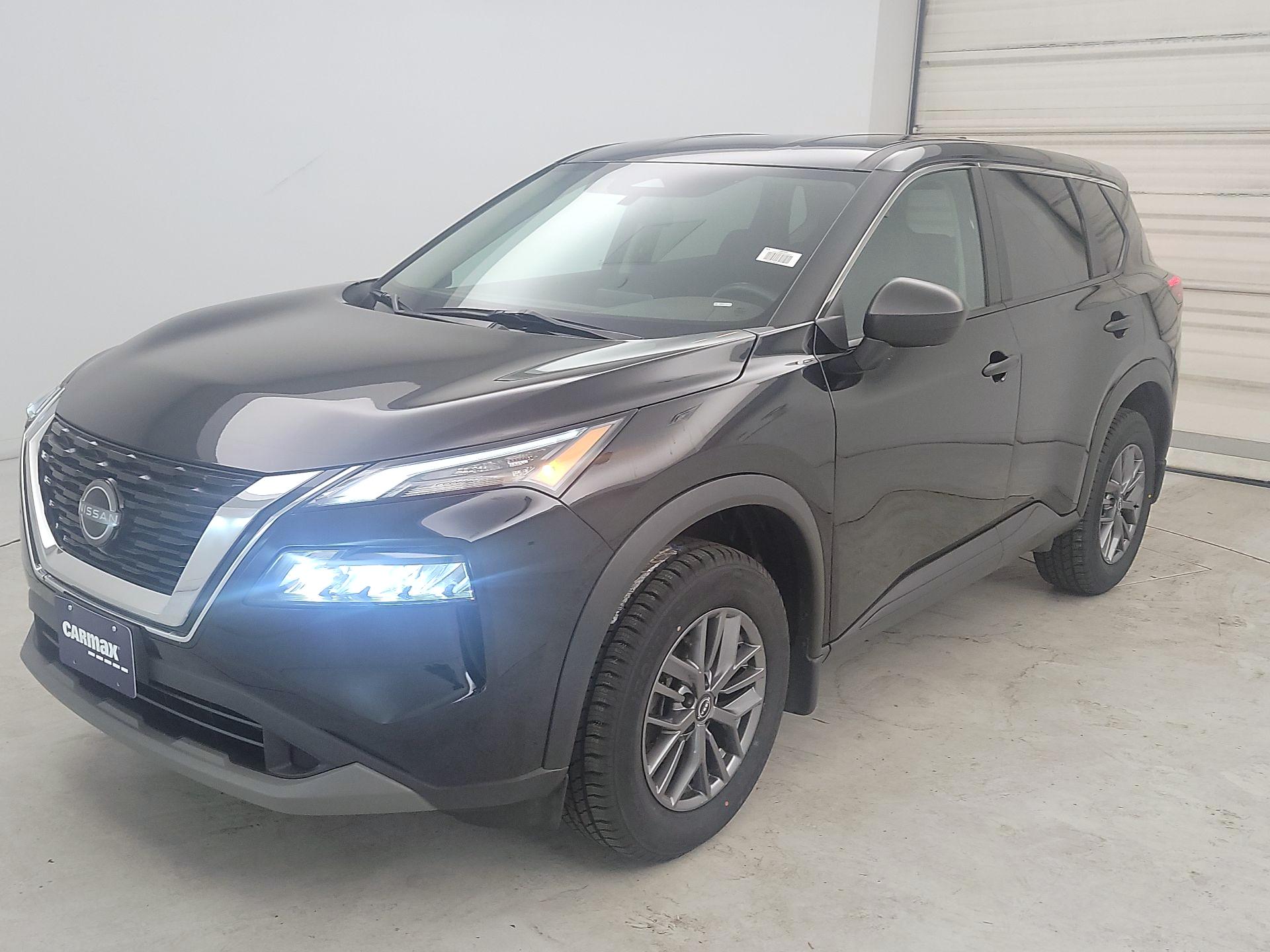 Thumbnail: 2023 Nissan Rogue - 3