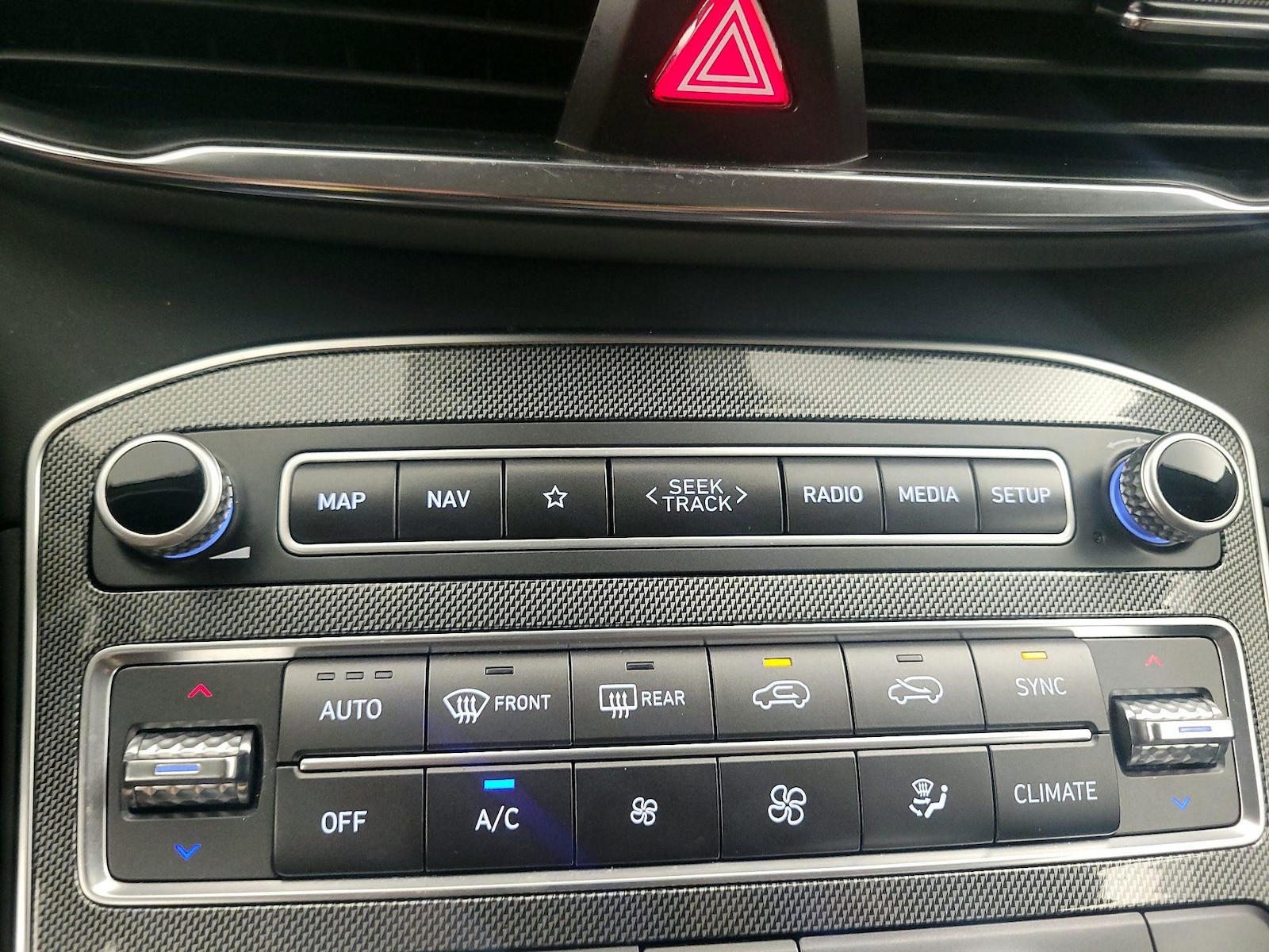 2023 Hyundai Santa Fe SEL - Photo 18