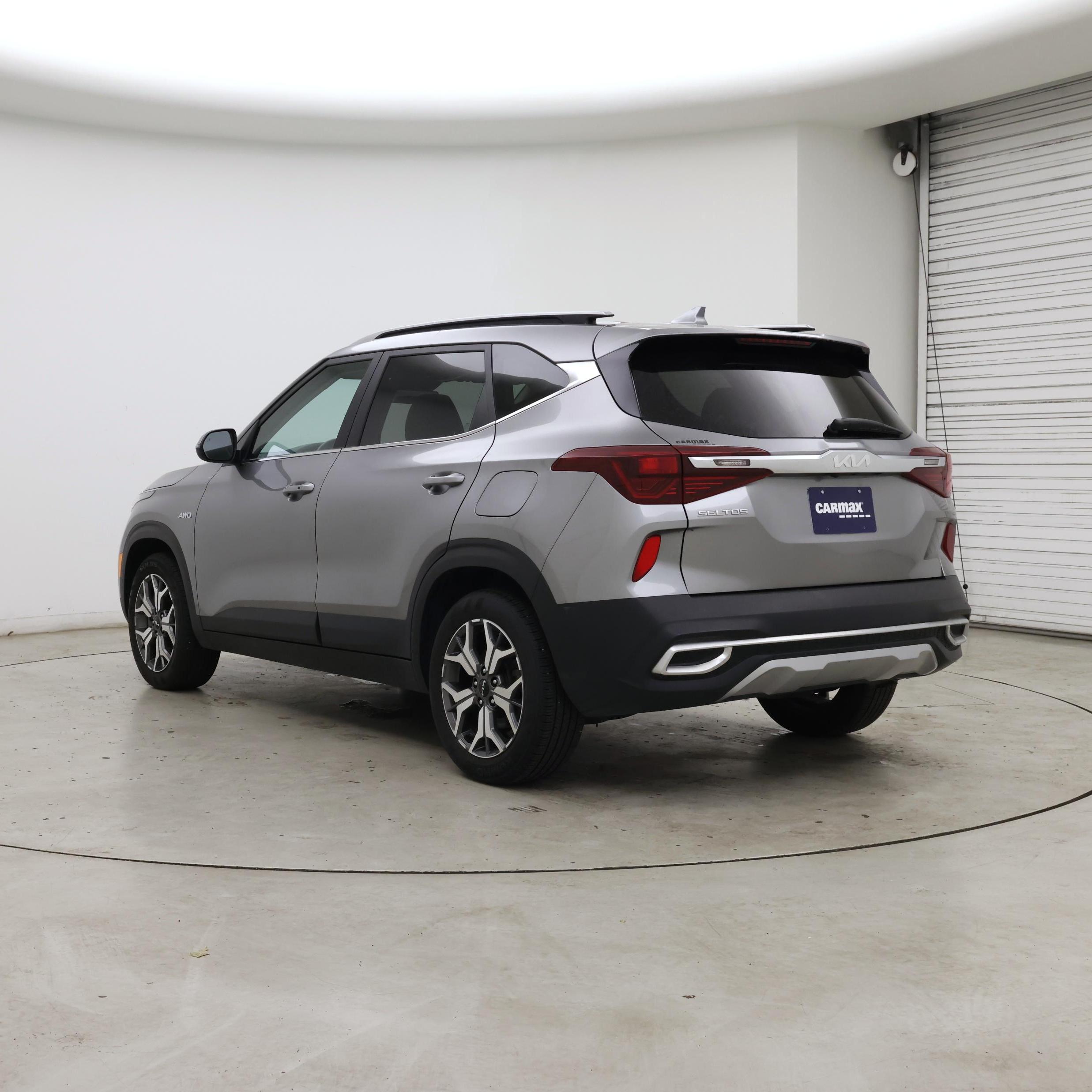 Thumbnail: 2023 Kia Seltos - 2