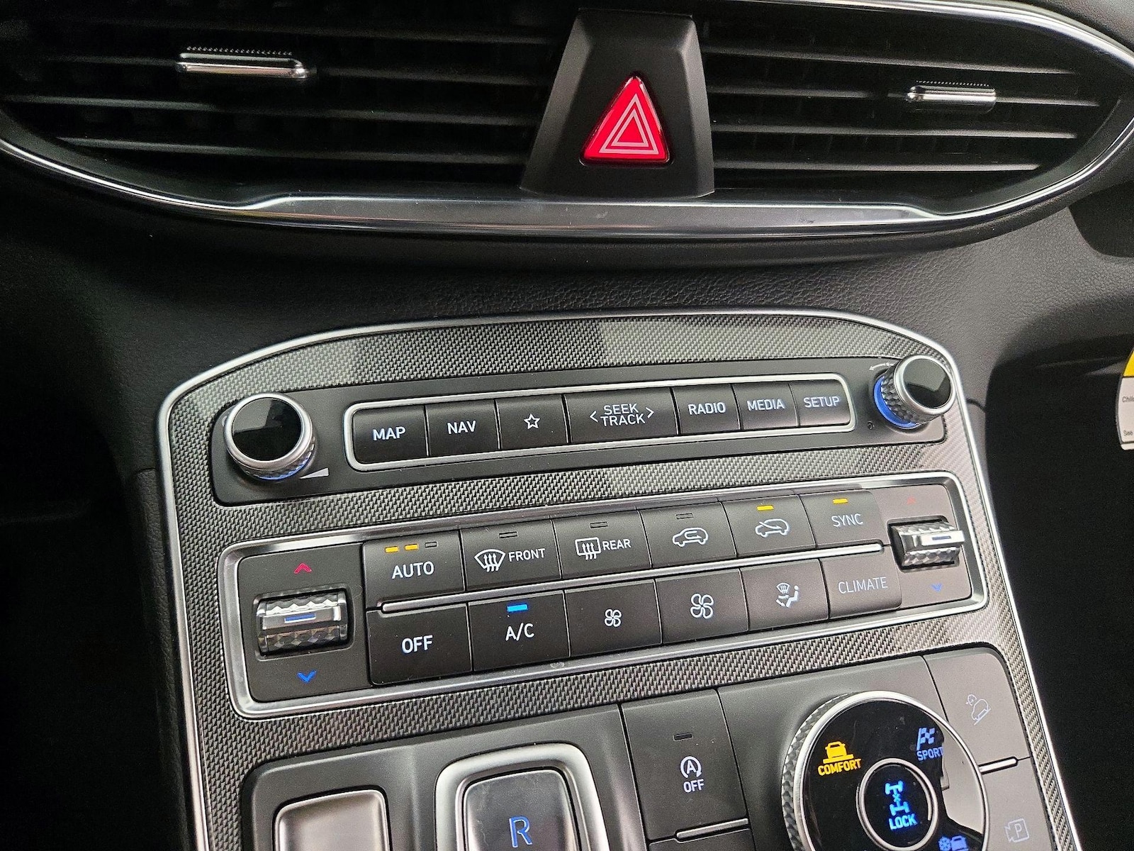2023 Hyundai Santa Fe SEL - Photo 16