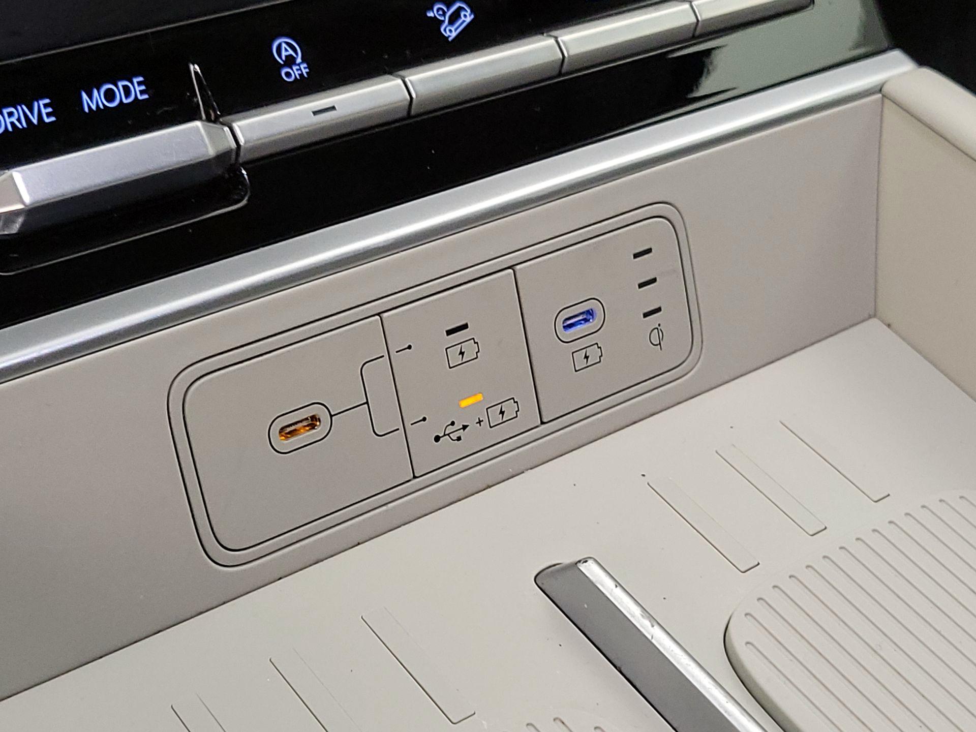 Thumbnail: 2024 Hyundai Santa Fe - 18