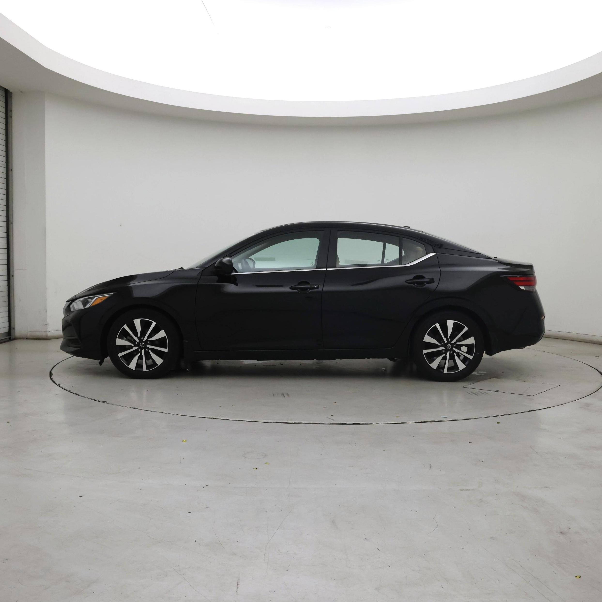 Thumbnail: 2023 Nissan Sentra - 3