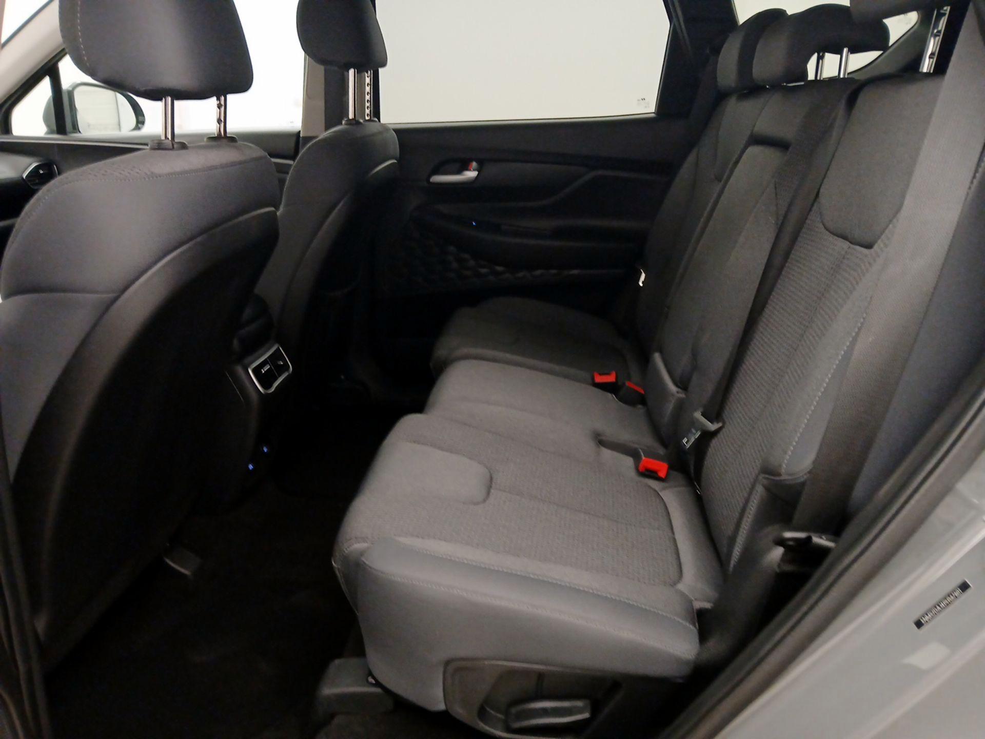 Thumbnail: 2023 Hyundai Santa Fe - 20
