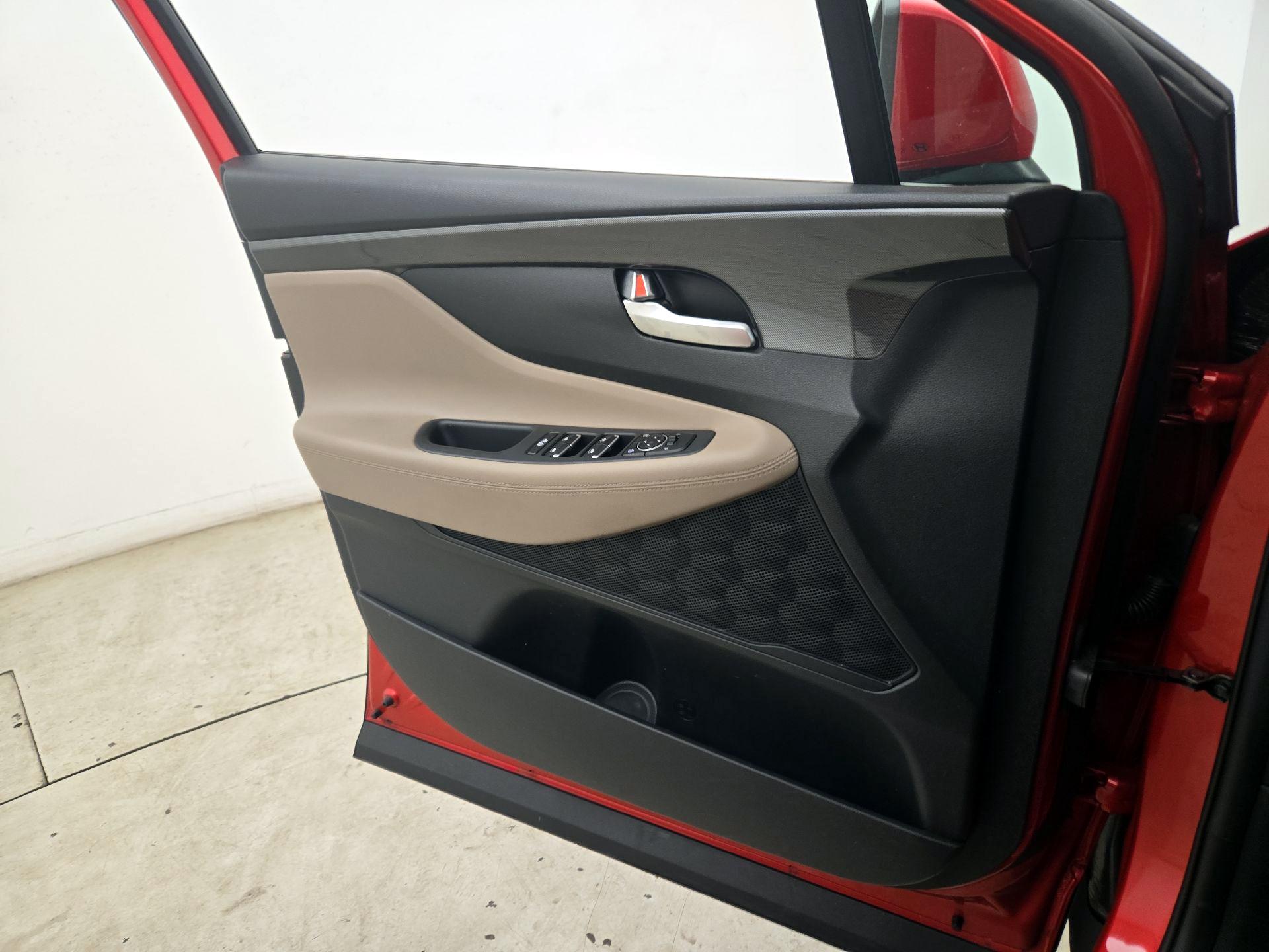 Thumbnail: 2023 Hyundai Santa Fe - 12